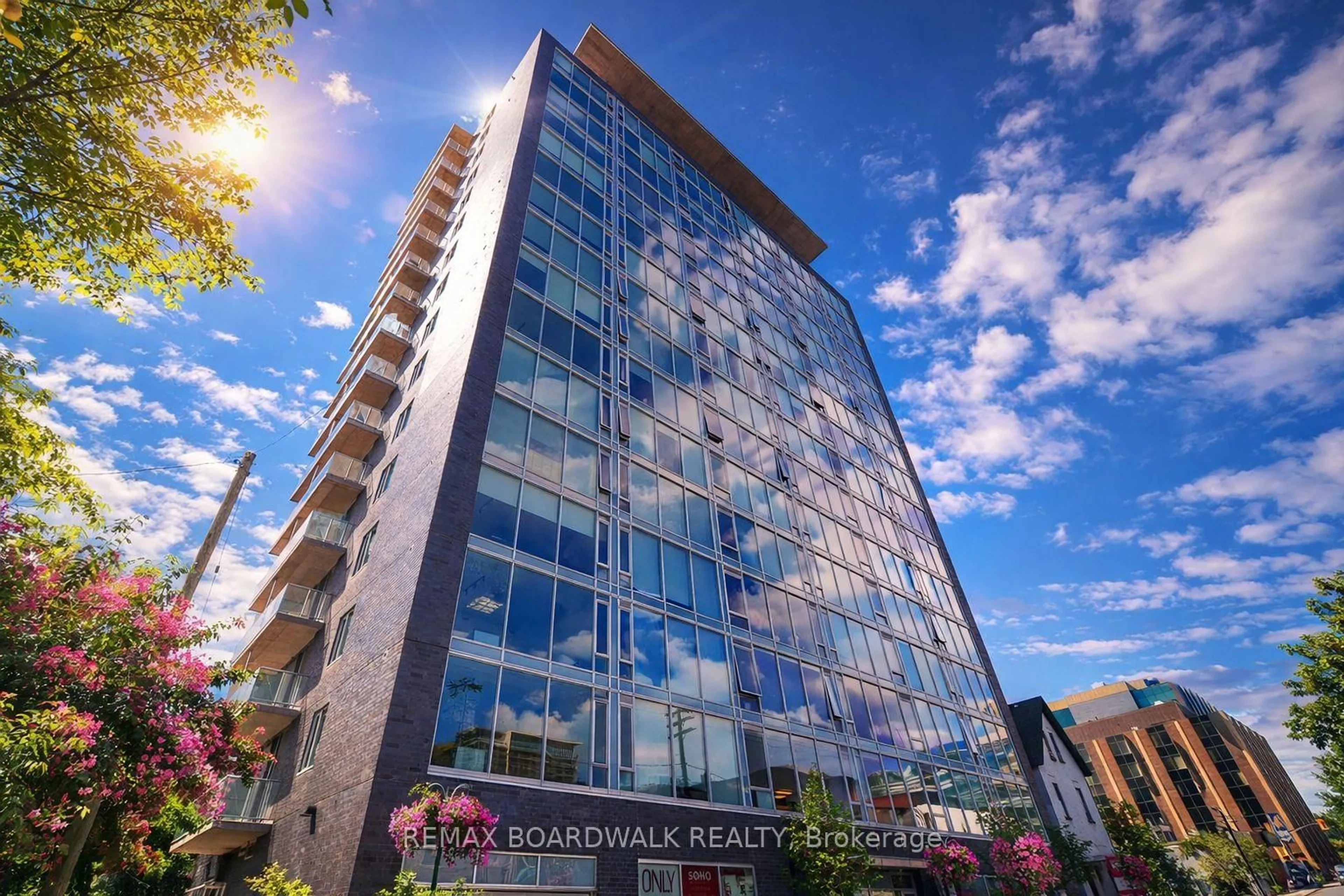 Unknown for 300 Lisgar St #506, Ottawa Ontario K2P 0E2