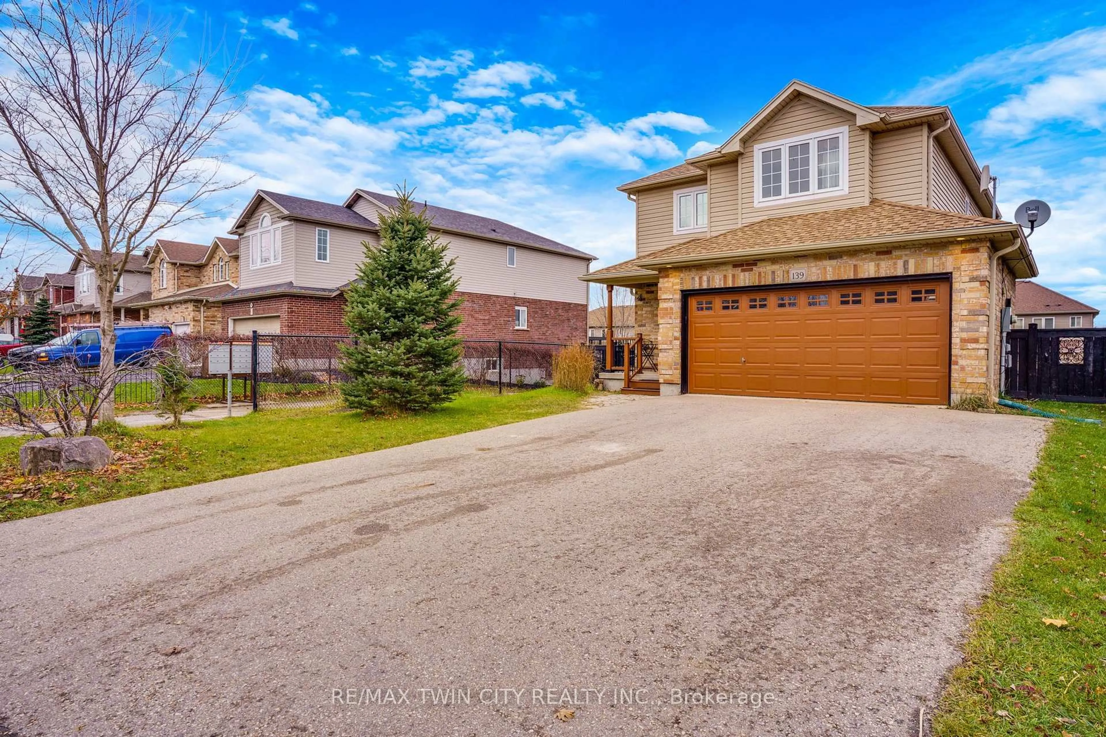 Unknown for 139 FERRIS Dr, Wellesley Ontario N0B 2T0