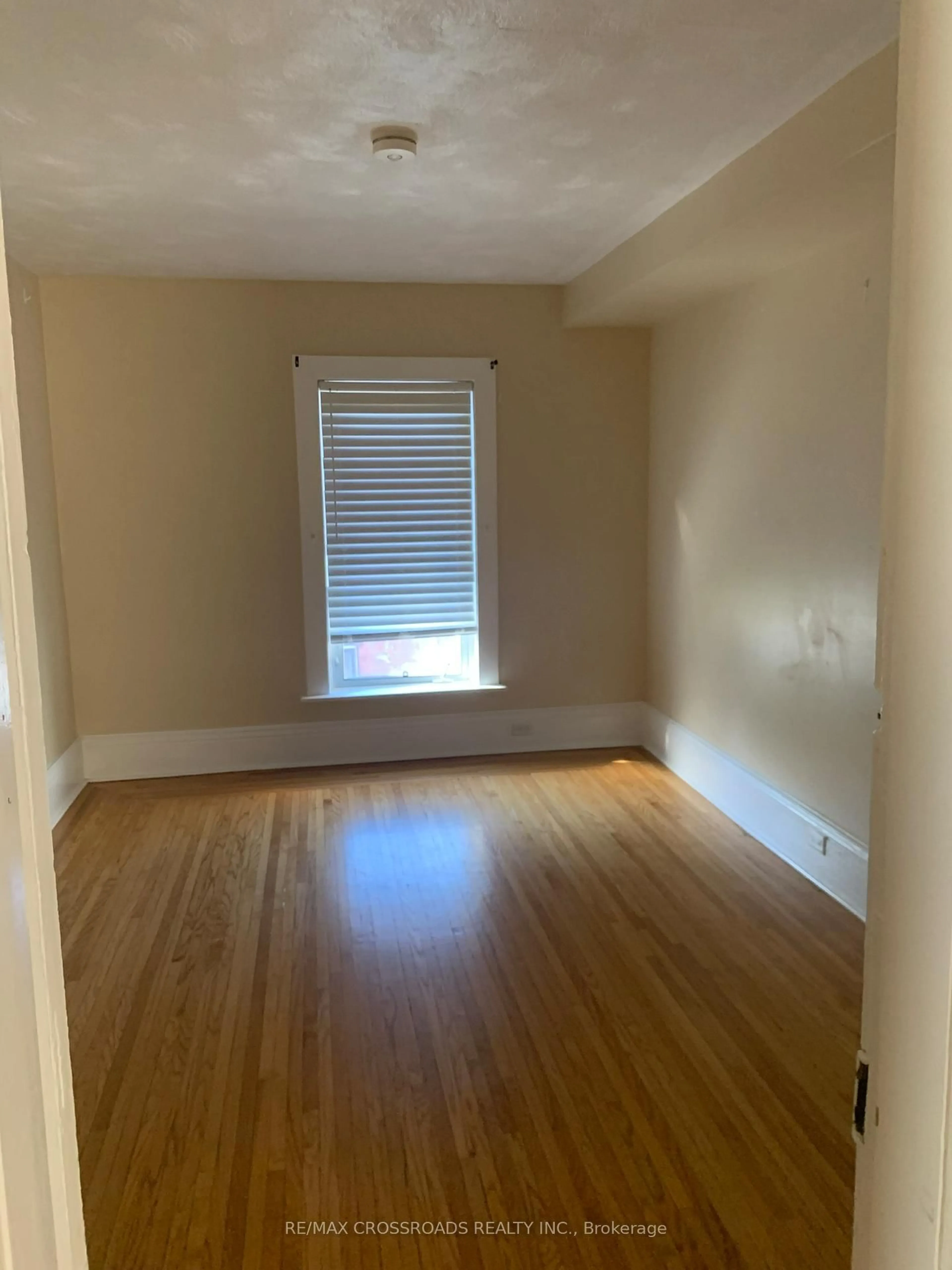 A pic of a room for 317 Boswell Ave, Peterborough Ontario K9J 5G2