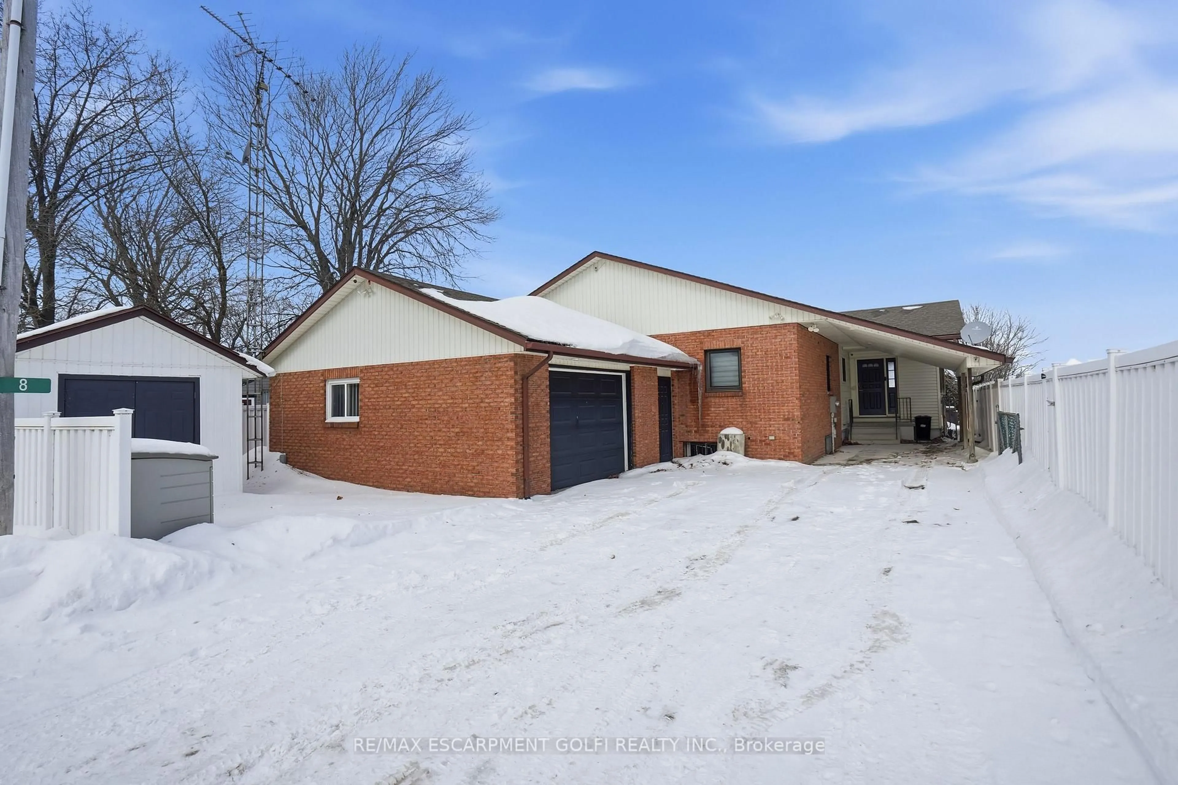 A pic from outside/outdoor area/front of a property/back of a property/a pic from drone, street for 8 Firelane 14D Rd, Niagara-on-the-Lake Ontario L0S 1J0