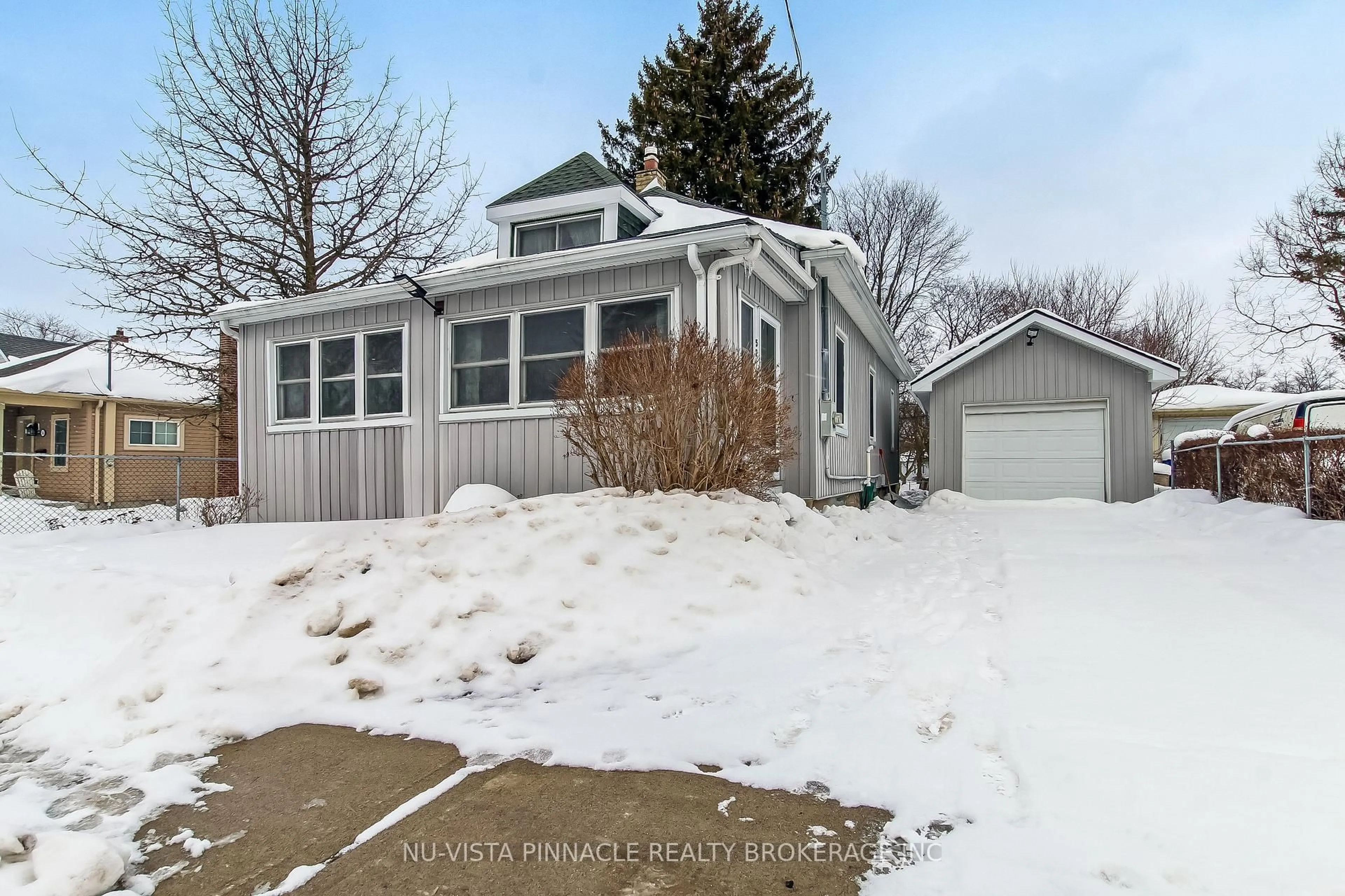 Unknown for 52 Boullee St, London East Ontario N5Y 1T6