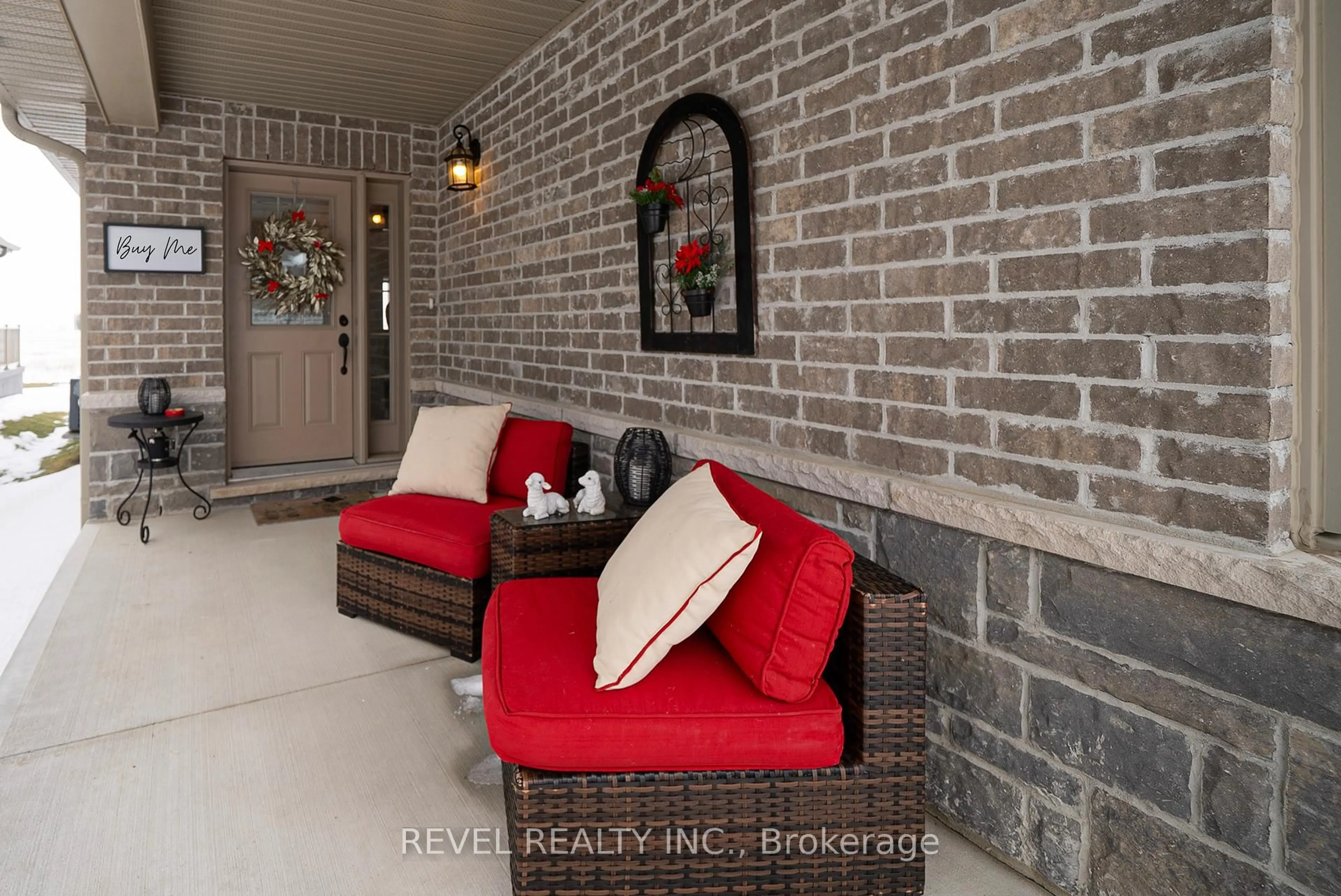 Indoor entryway for 261 Schooner Dr, Norfolk Ontario N0A 1N0