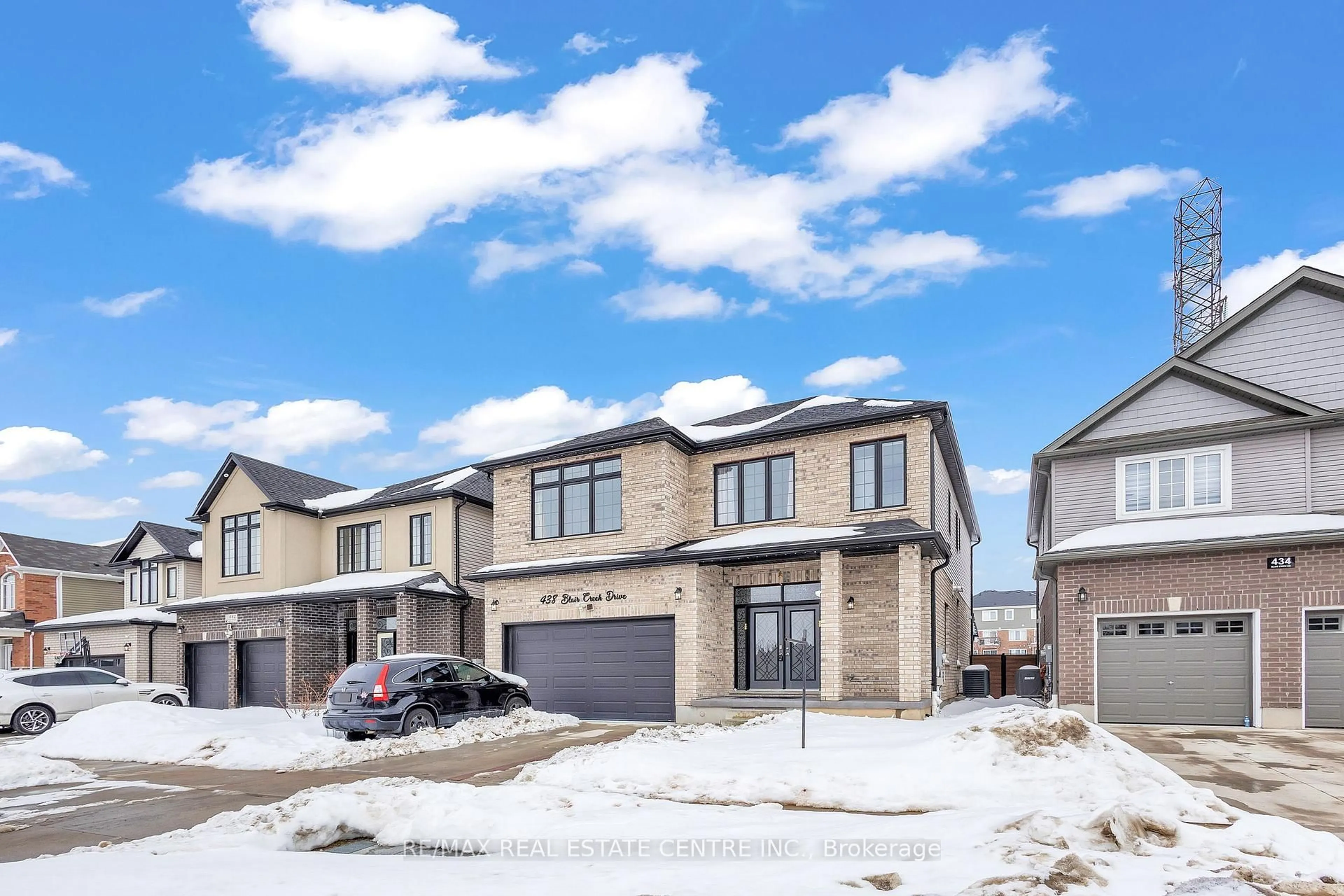 Unknown for 438 Blair Creek Dr, Kitchener Ontario N2P 0H6