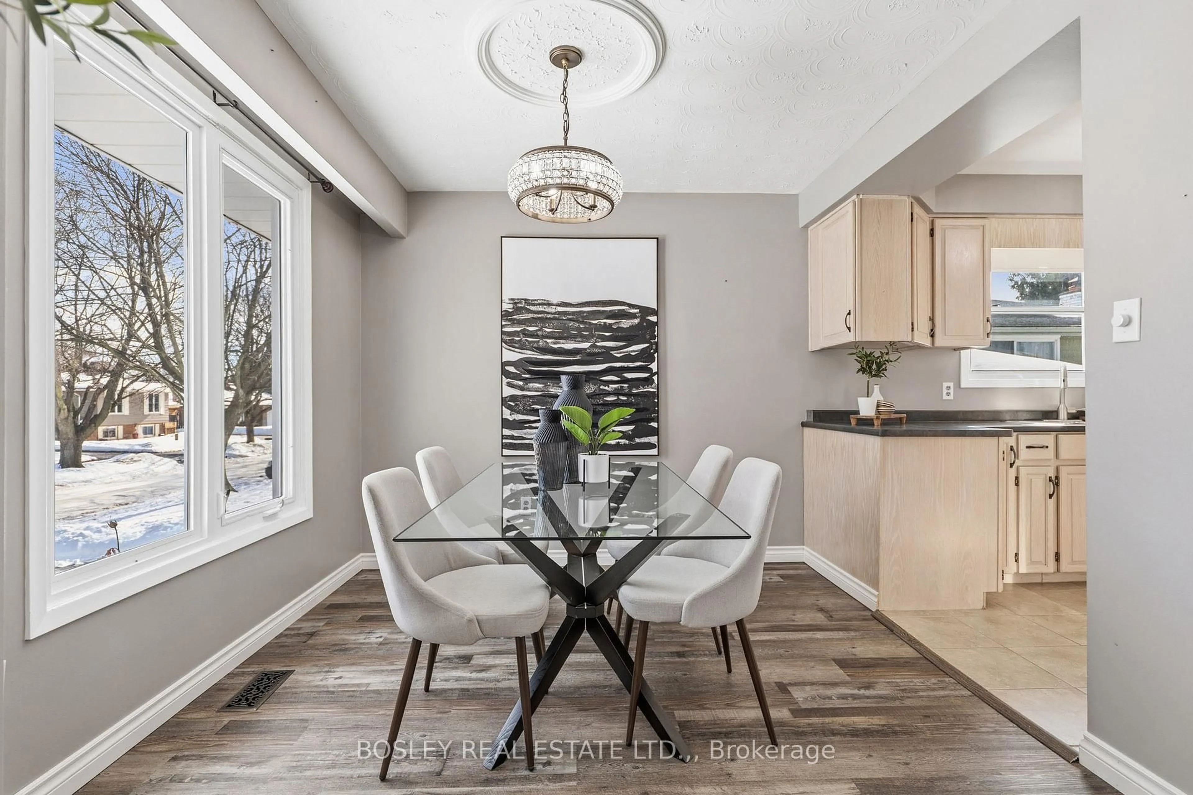 Dining room, unknown for 17 Adel Dr, St. Catharines Ontario L2M 6N3