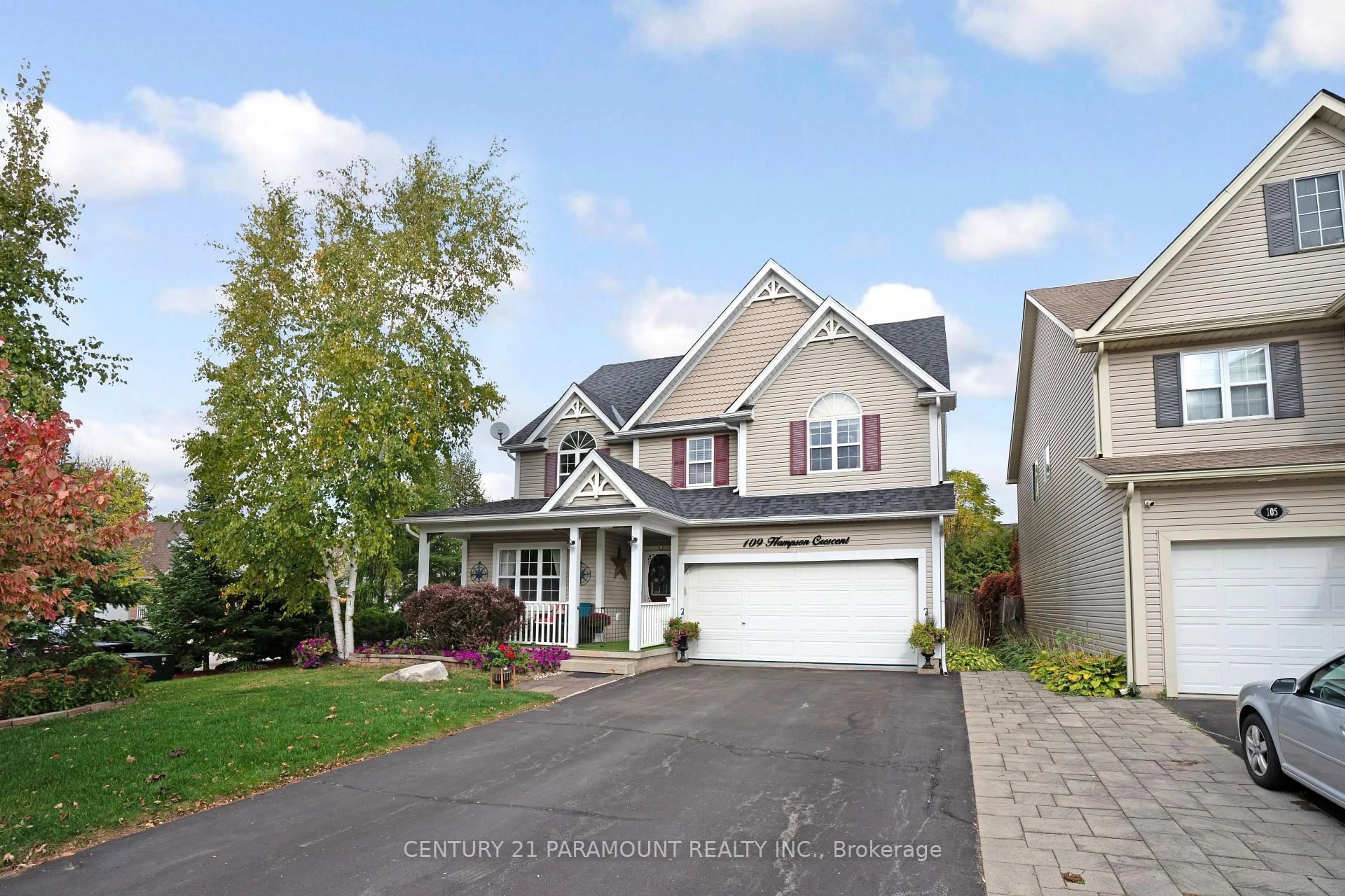 Home with vinyl exterior material, street for 109 Hampson Cres, Guelph/Eramosa Ontario N0B 2K0