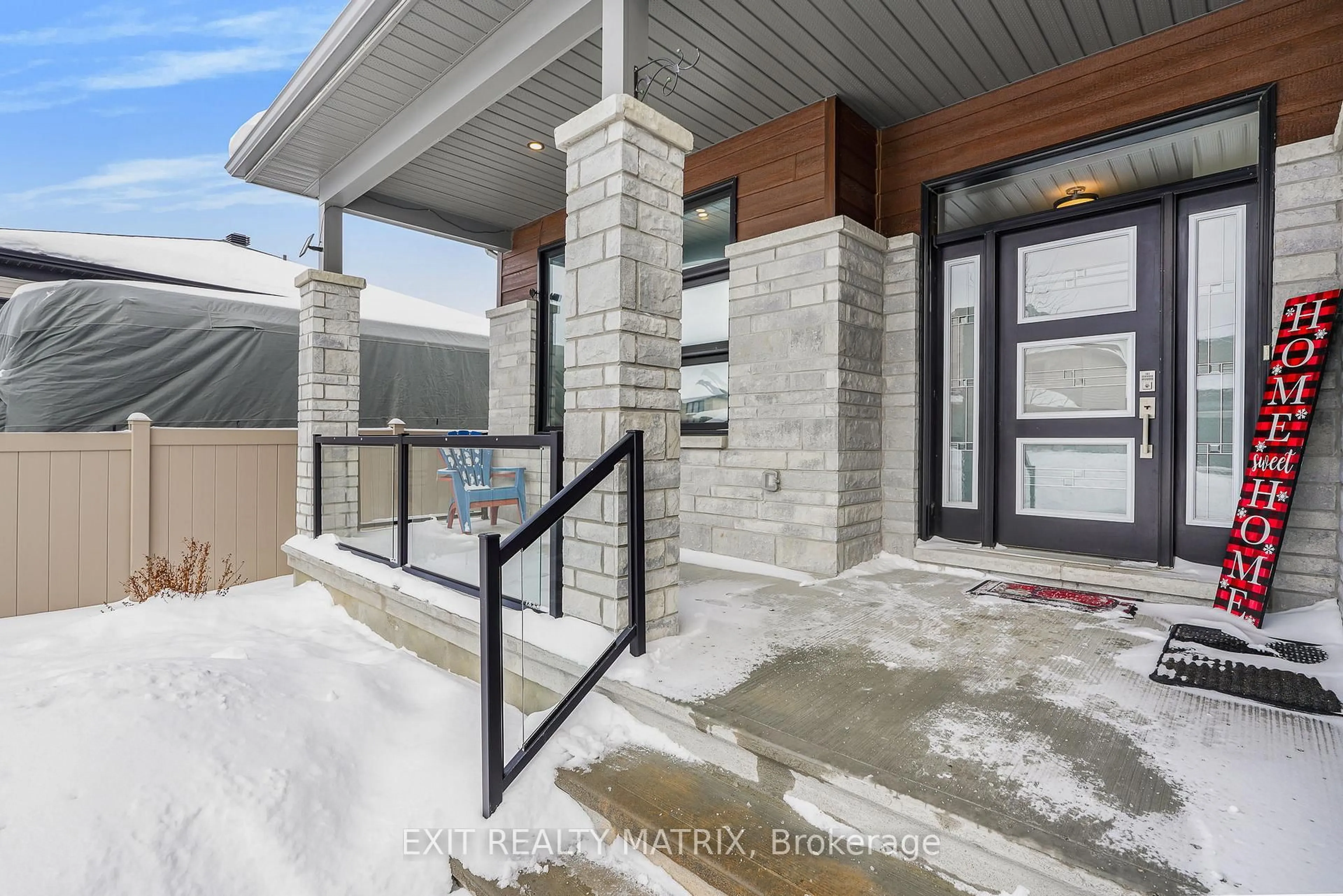 Unknown for 128 Lyon St, Russell Ontario K0A 1W0