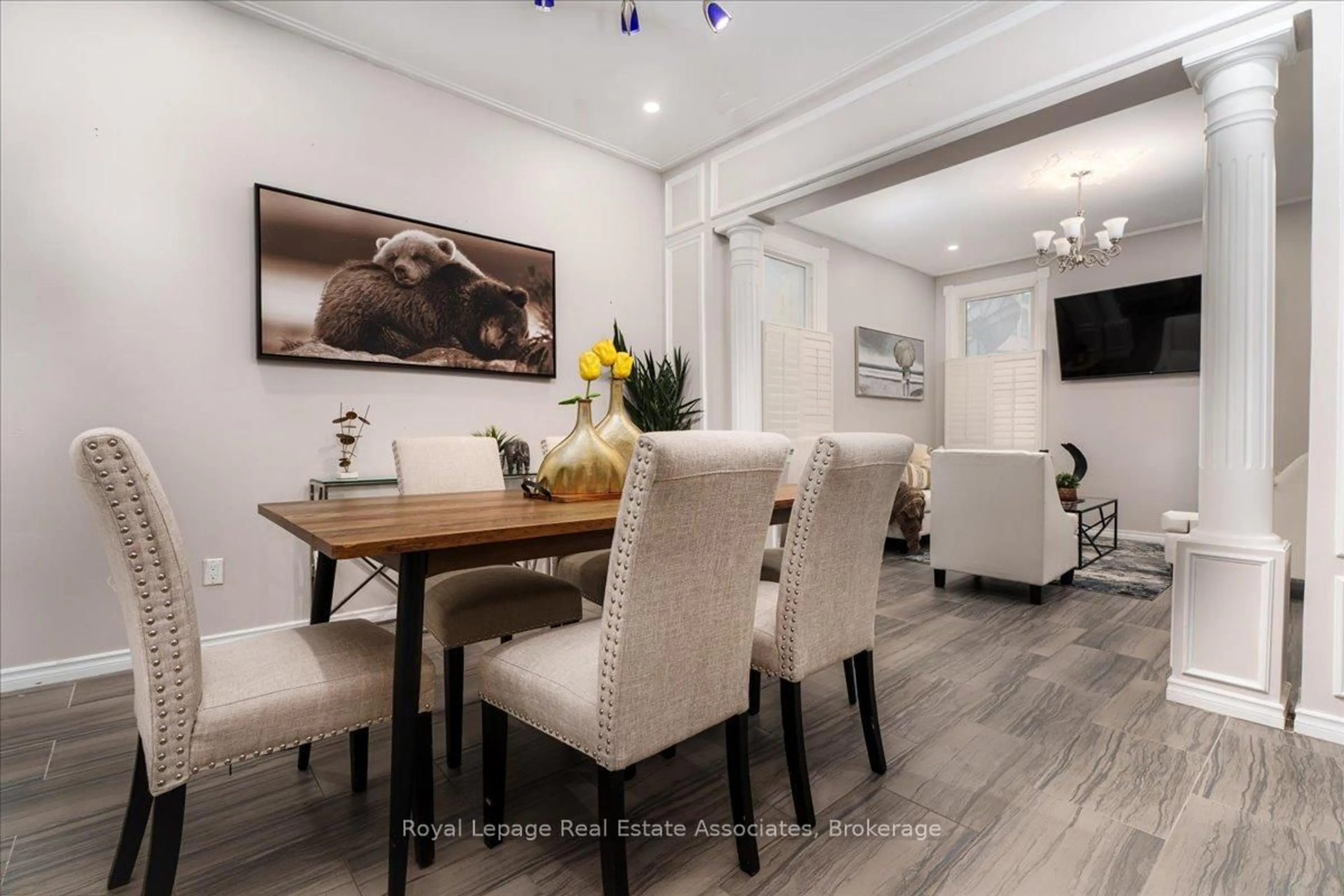 Dining room, wood/laminate floor for 123 Market St, Hamilton Ontario L8R 1N7