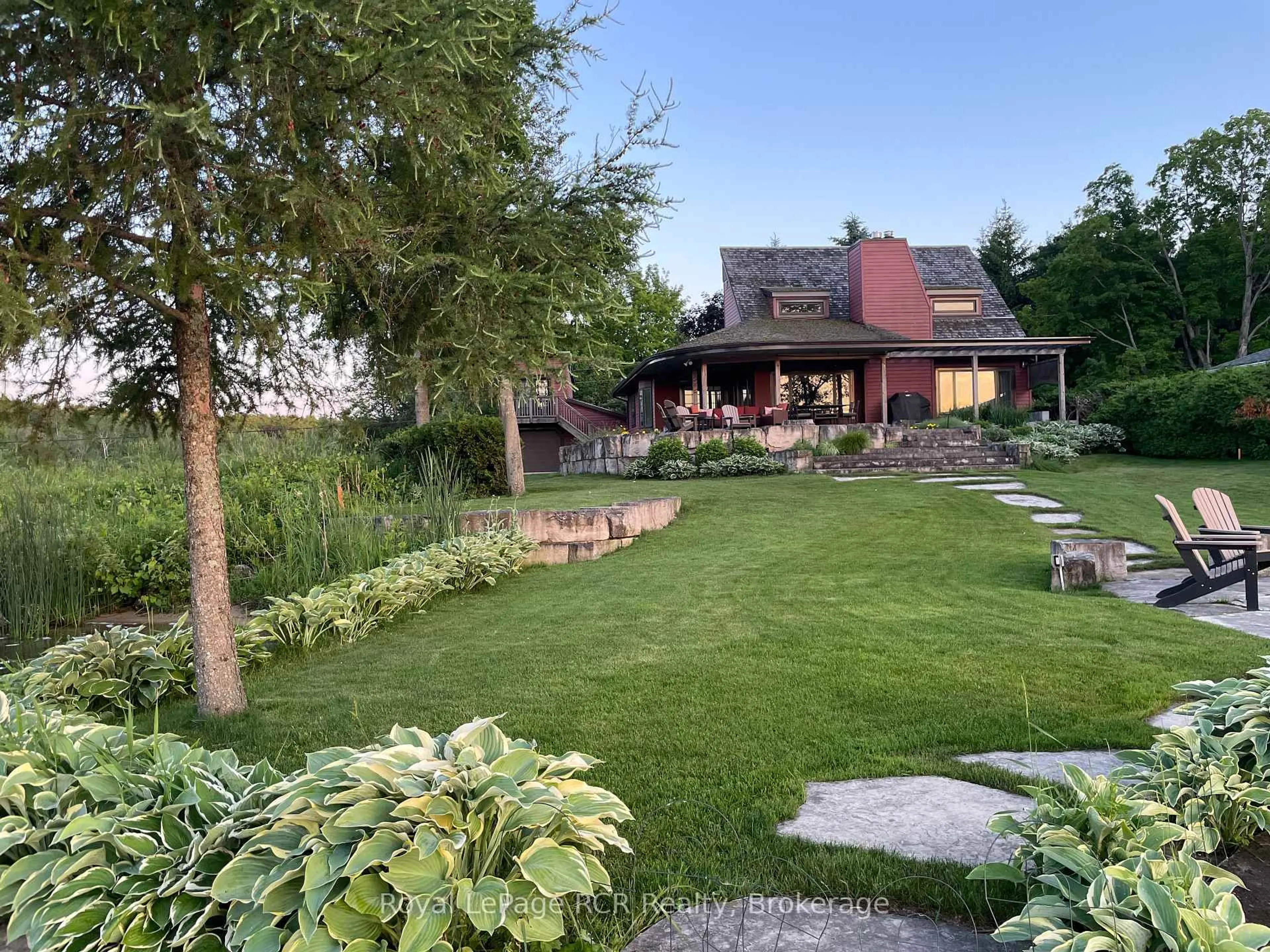 Patio, unknown for 109 Island View Dr, Grey Highlands Ontario N0C 1E0