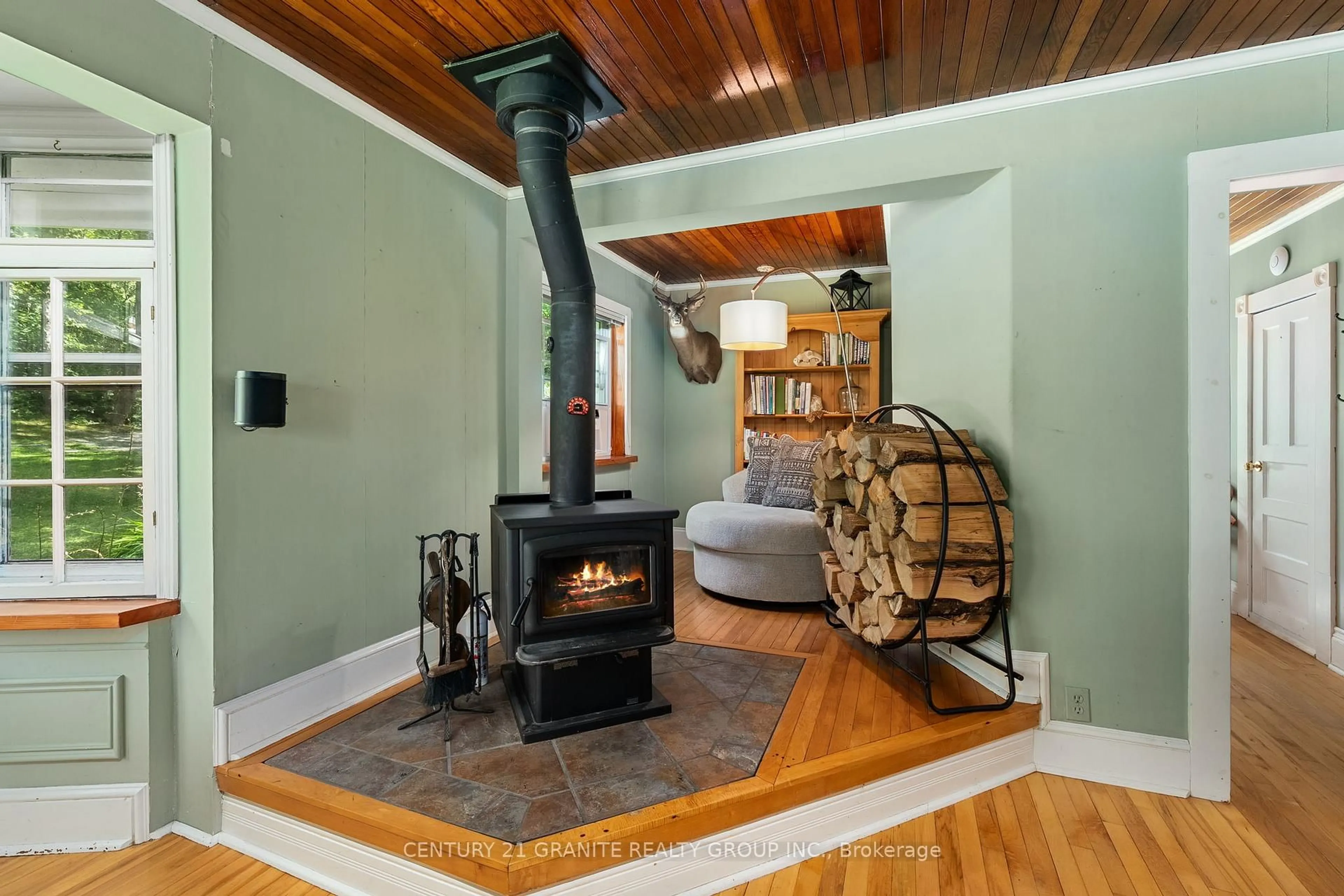 Unknown for 400 Old 127, South Algonquin Ontario K0J 2M0