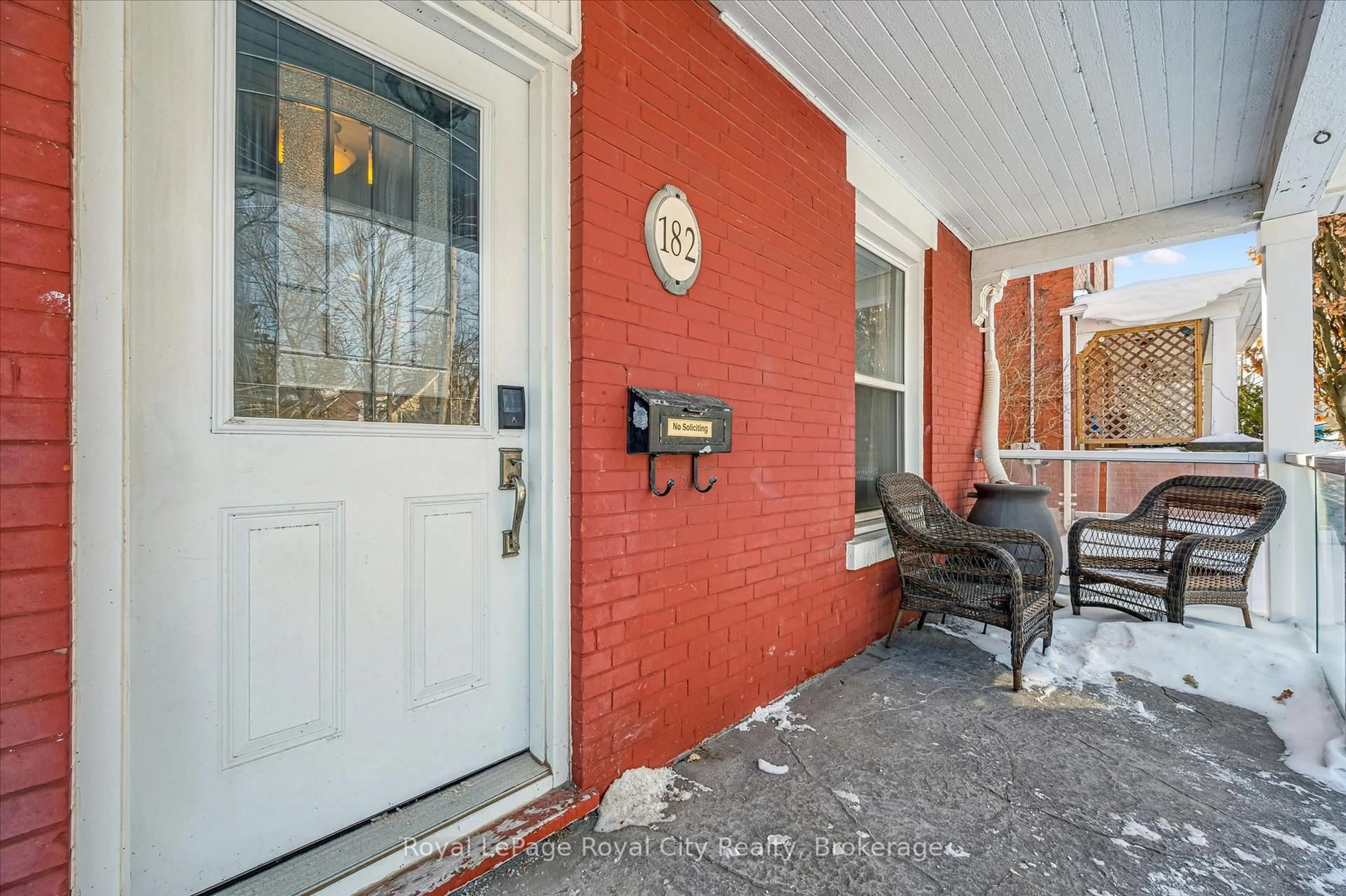 Unknown for 182 London Rd, Guelph Ontario N1H 2C3