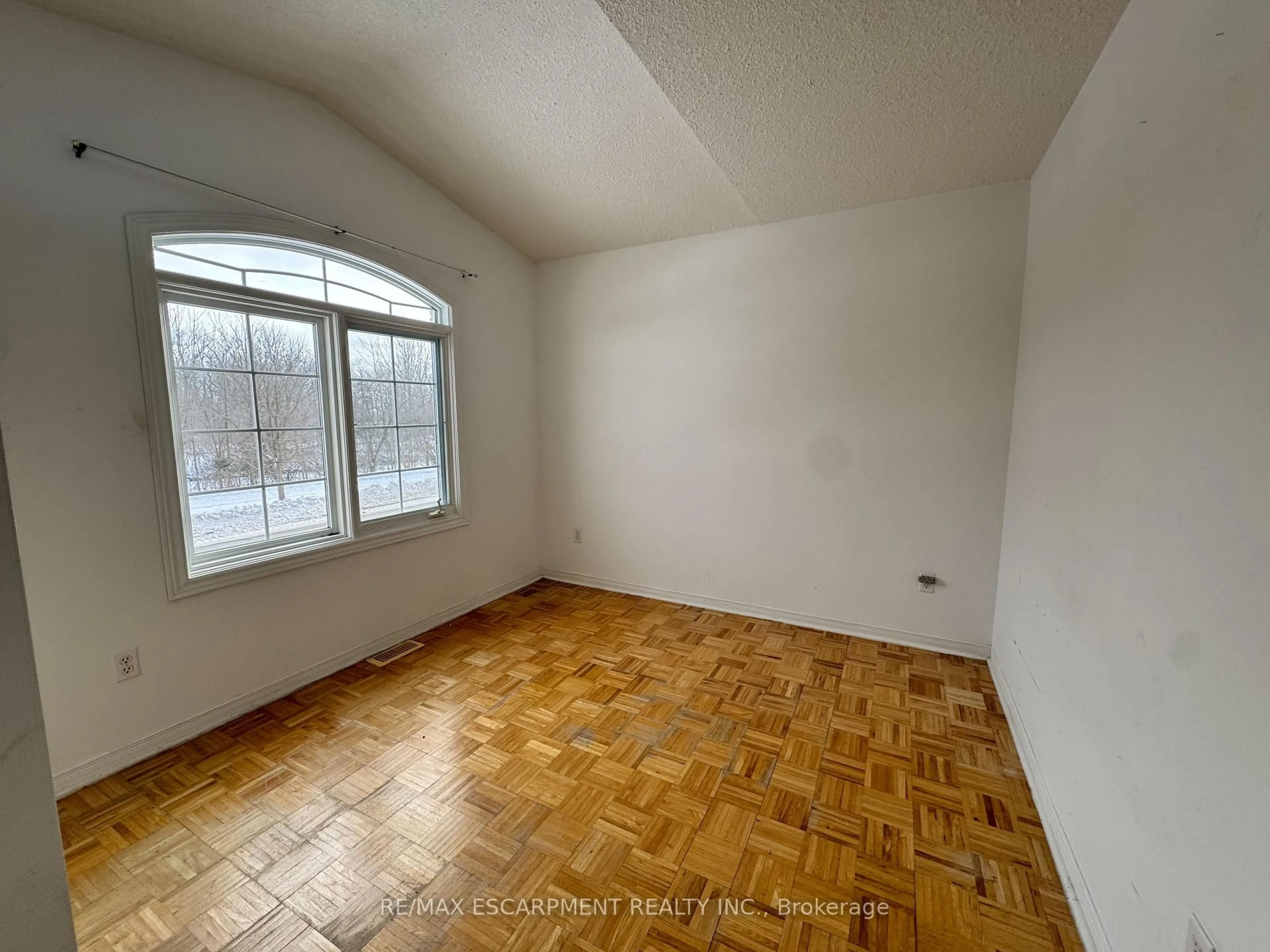 A pic of a room for 167 Forest Rd, Brantford Ontario N3S 7L5