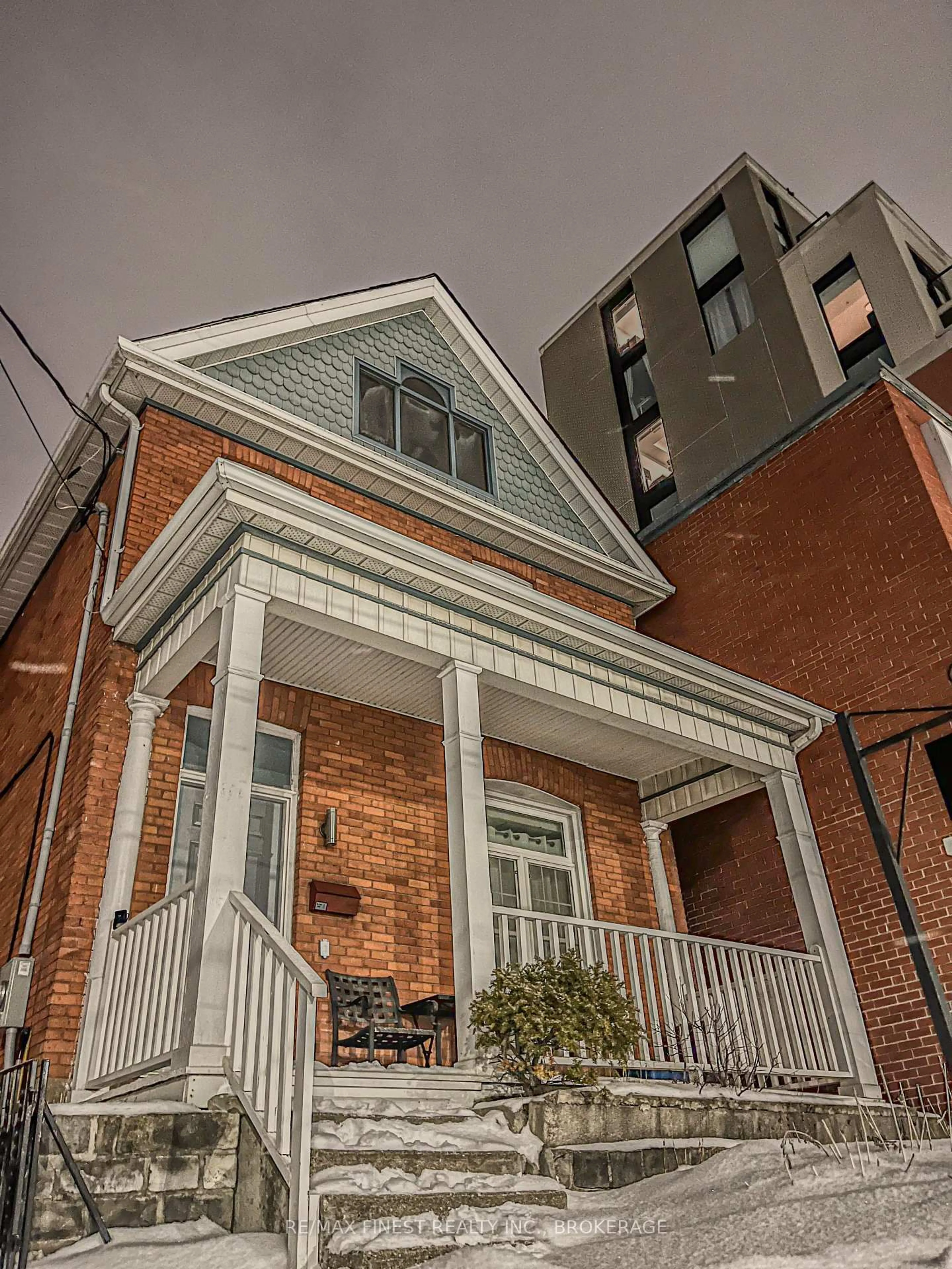 Home with brick exterior material, street for 166 Queen St, Kingston Ontario K7K 1B1