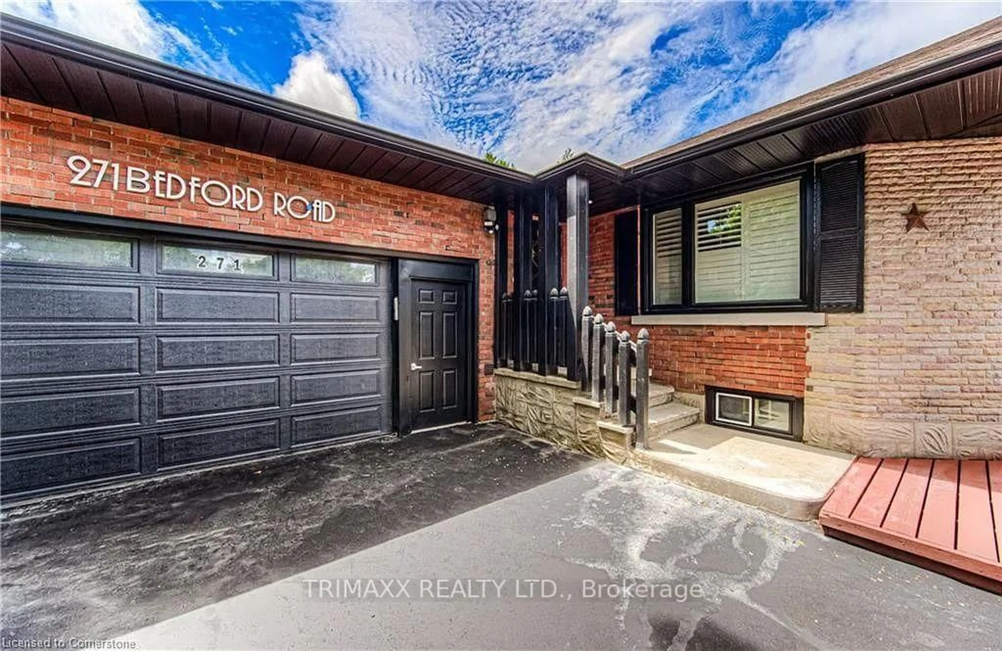 Home with brick exterior material, unknown for 271 Bedford Rd, Waterloo Ontario N2G 3A7