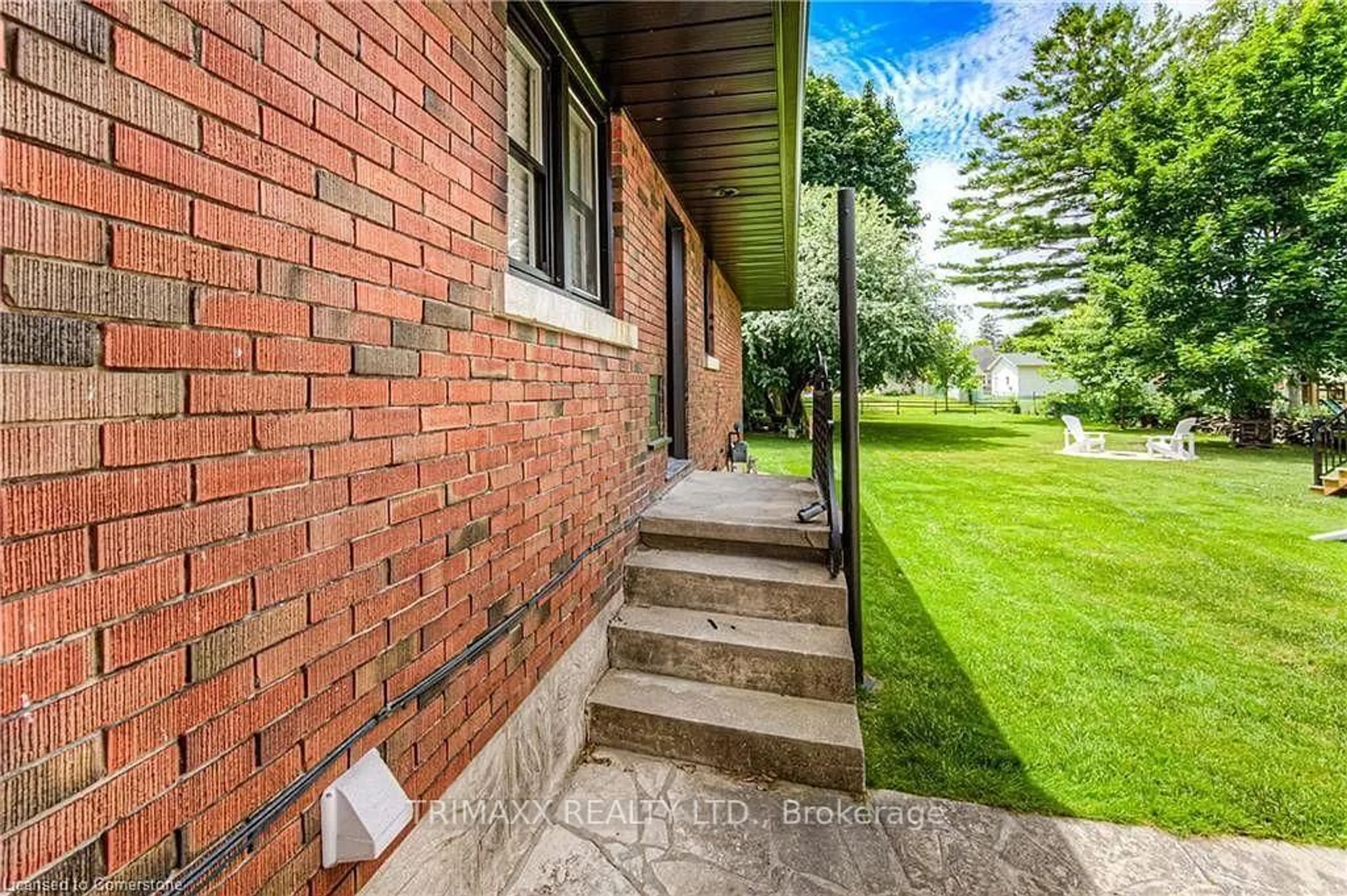 Unknown for 271 Bedford Rd, Waterloo Ontario N2G 3A7