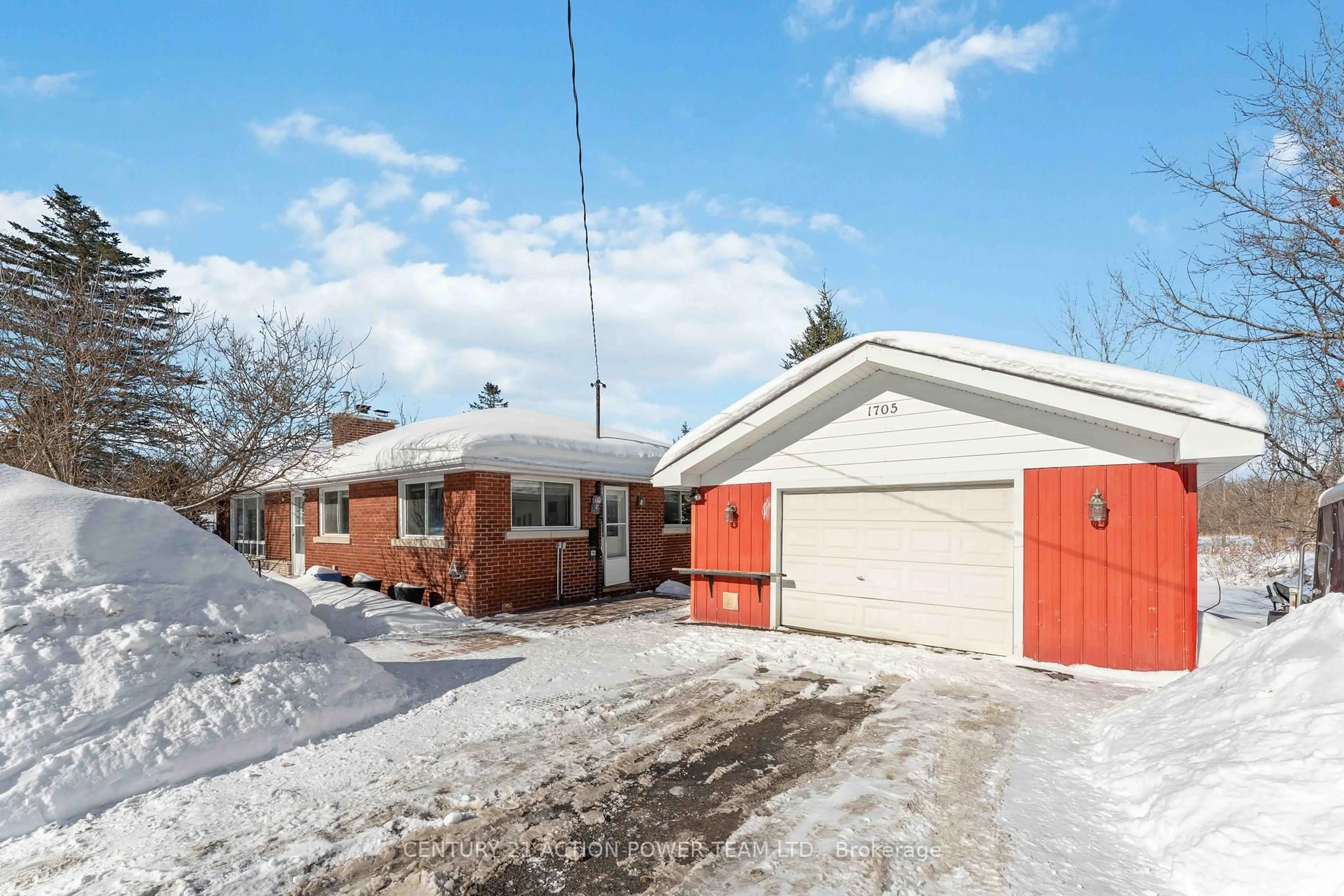 Unknown for 1705 OLD MONTREAL Rd, Ottawa Ontario K4C 1G7