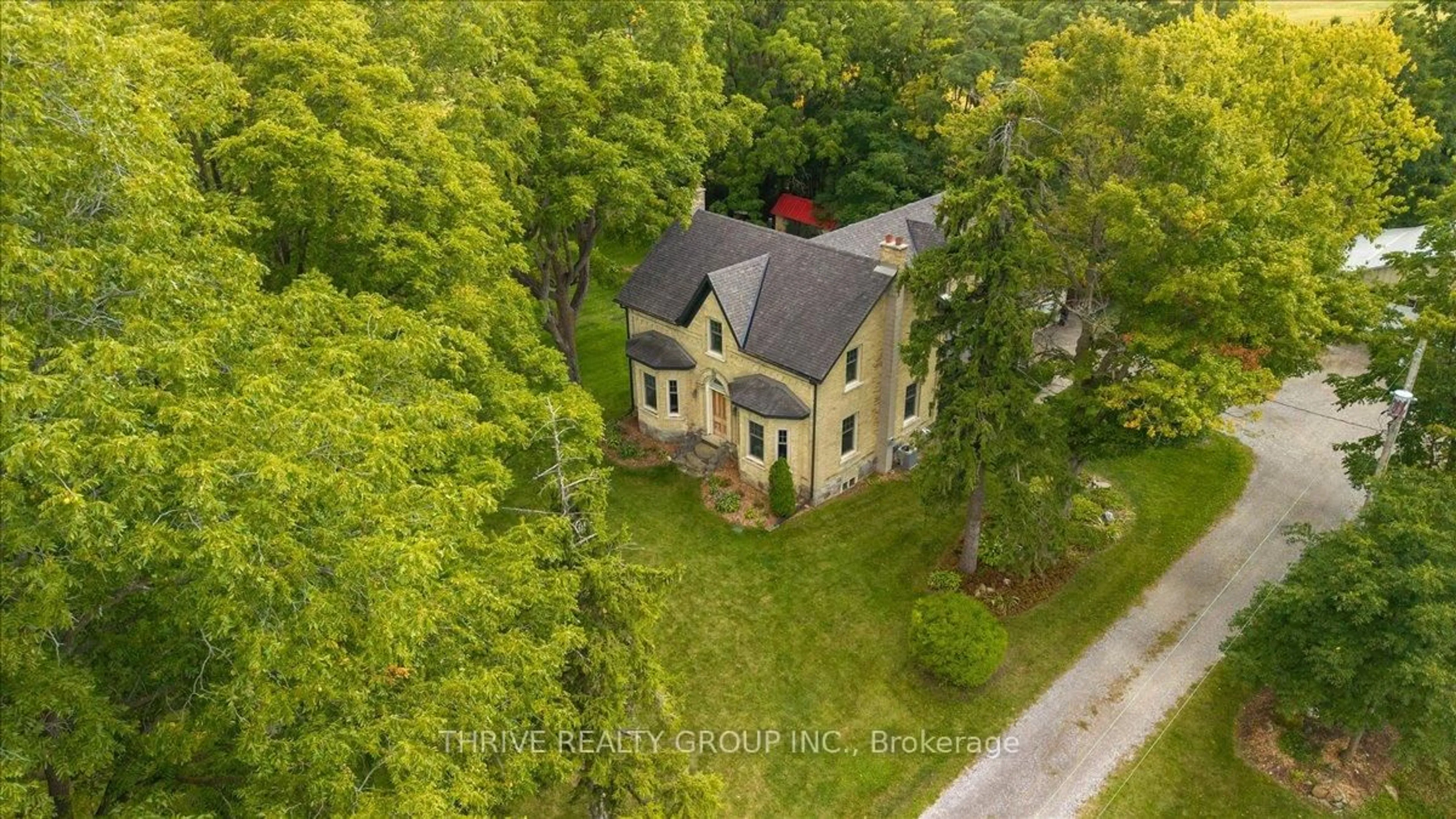 A pic from outside/outdoor area/front of a property/back of a property/a pic from drone, building for 8567 Revere Dr, Lucan Biddulph Ontario N0M 1V0