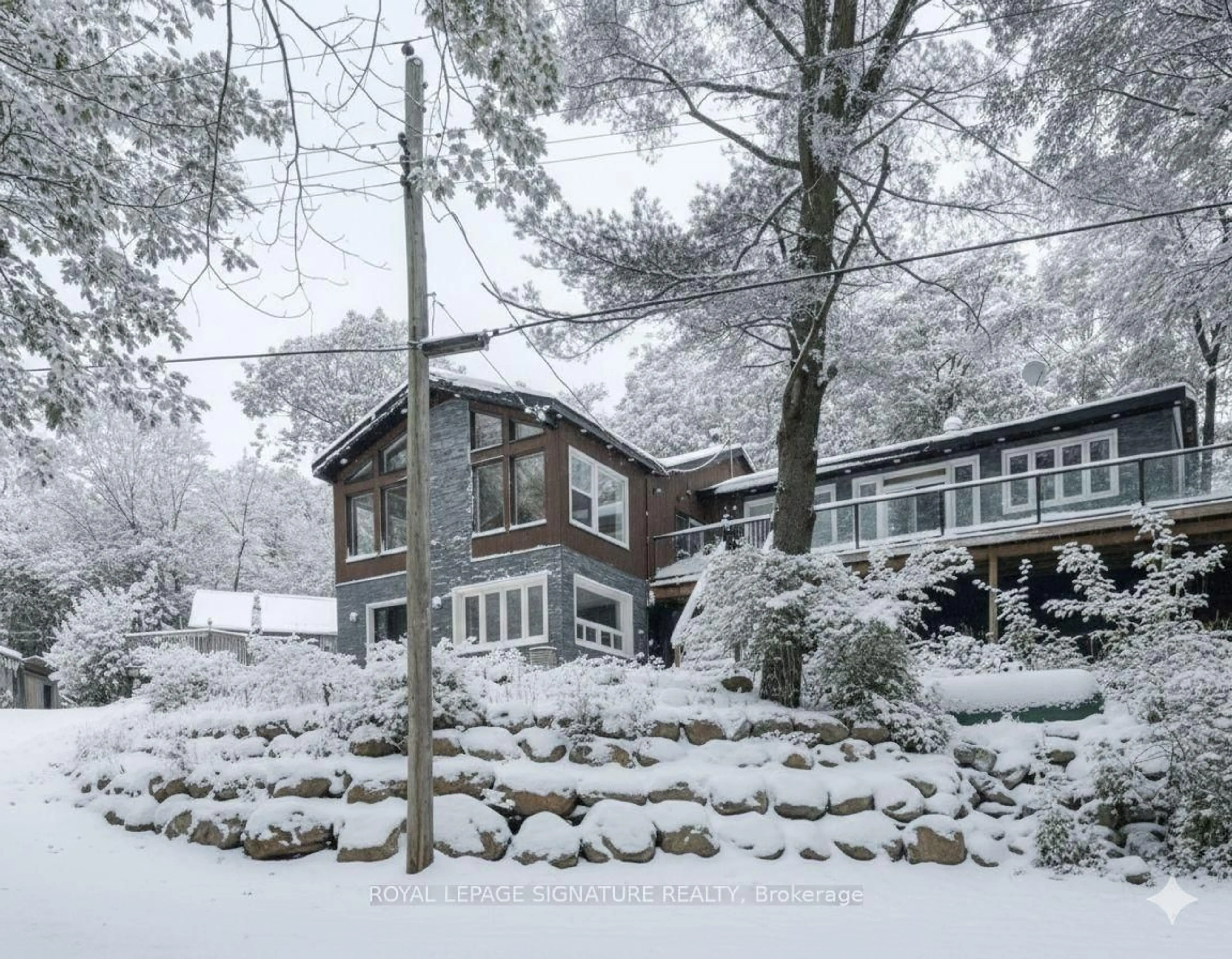 A pic from outside/outdoor area/front of a property/back of a property/a pic from drone, unknown for 613 Long Lake Rd, Perry Ontario P0A 1R0