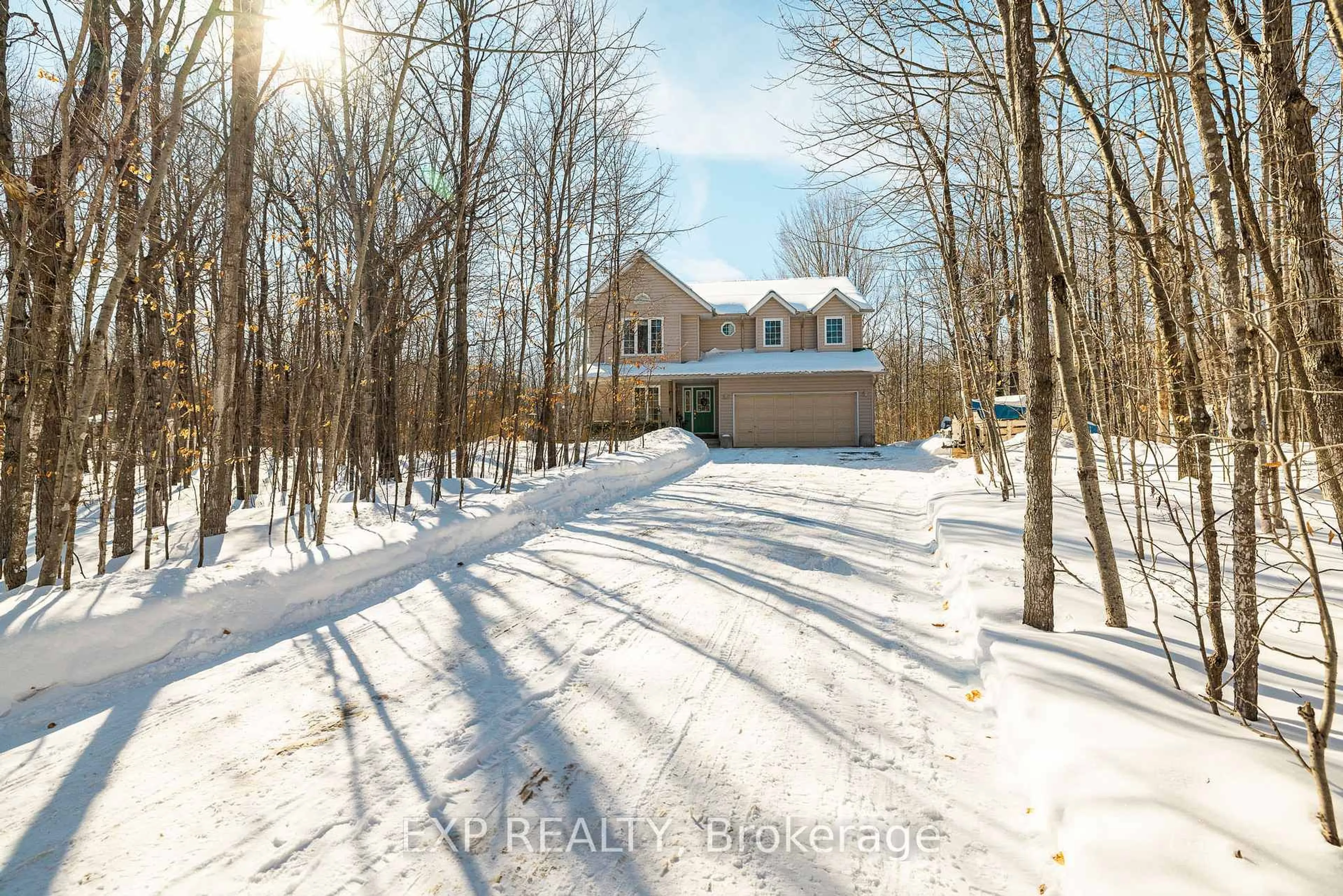 A pic from outside/outdoor area/front of a property/back of a property/a pic from drone, forest/trees view for 161 North Cote Dr, Carleton Place Ontario K7C 0C4