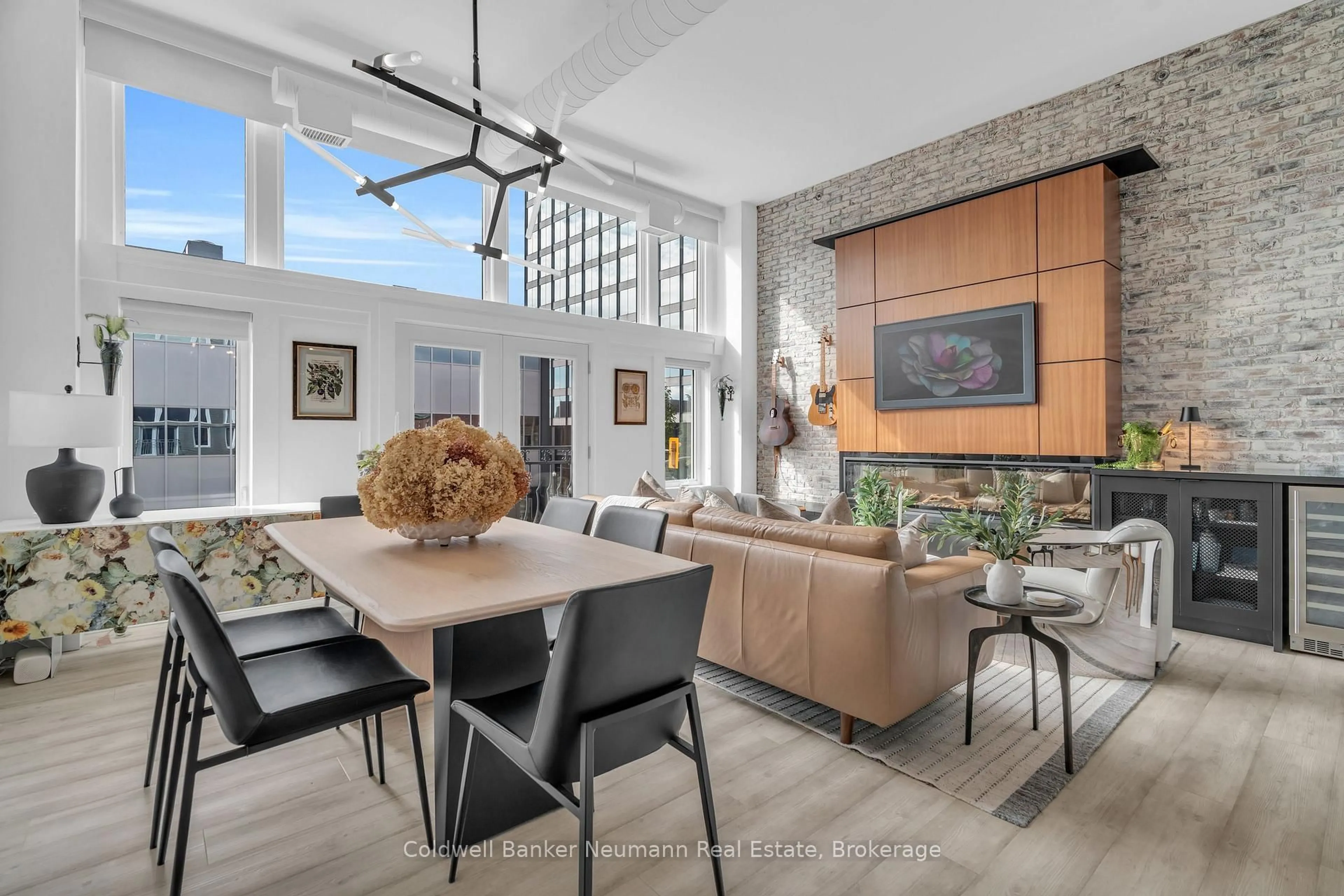 Unknown for 276 King St #205, Kitchener Ontario N2G 1B6