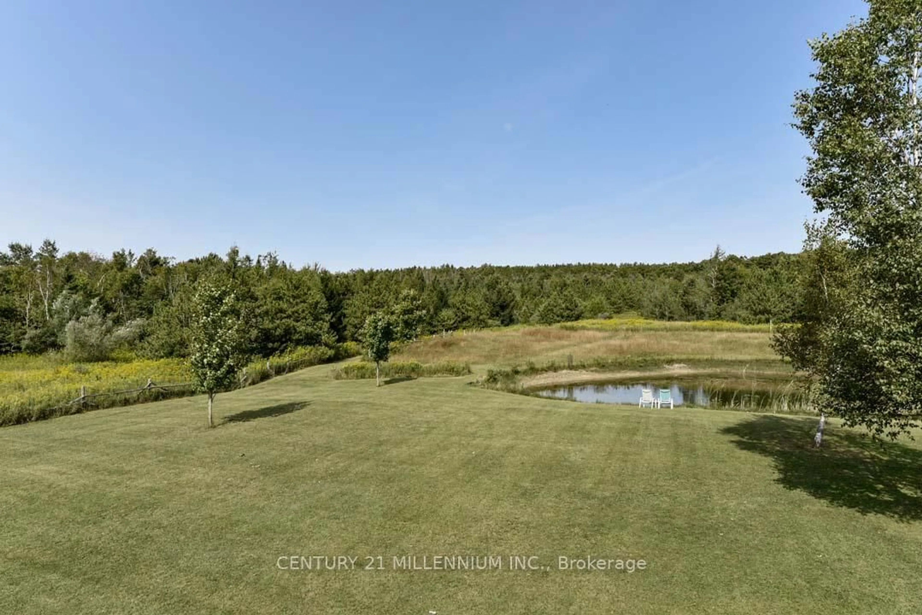 A pic from outside/outdoor area/front of a property/back of a property/a pic from drone, water/lake/river/ocean view for 387091 20th Sdrd, Mono Ontario L9W 6V5