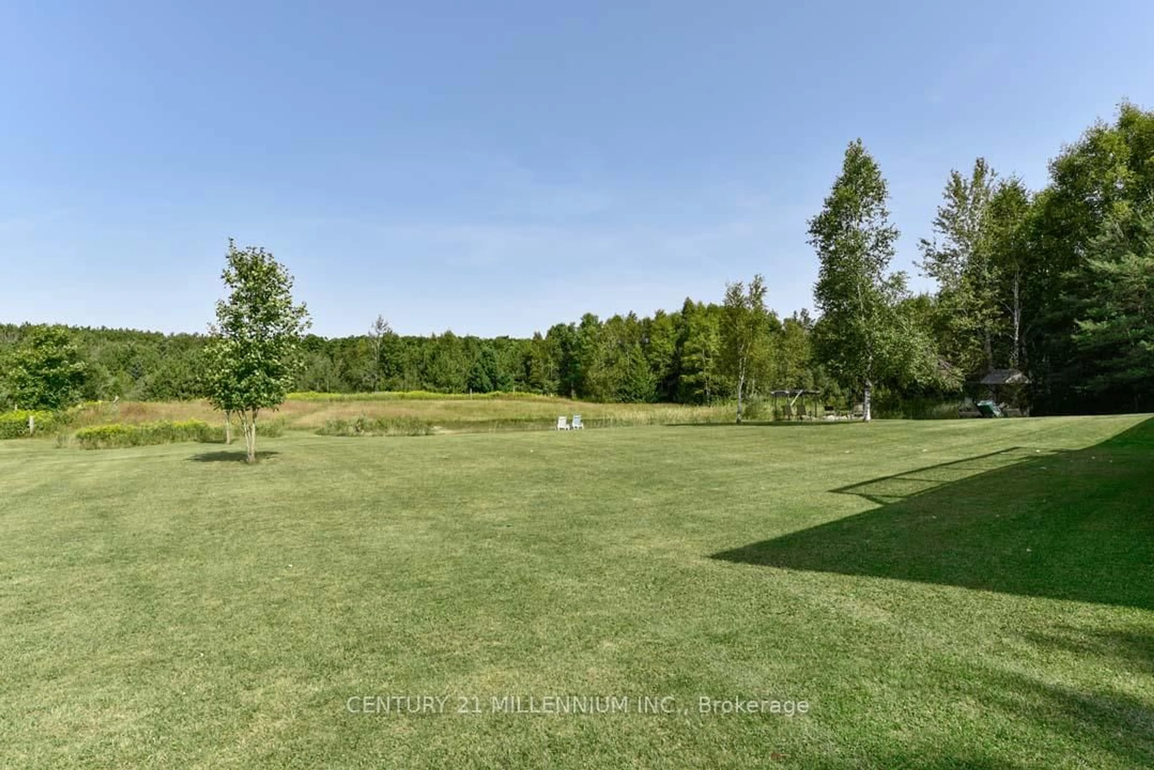 A pic from outside/outdoor area/front of a property/back of a property/a pic from drone, forest/trees view for 387091 20th Sdrd, Mono Ontario L9W 6V5