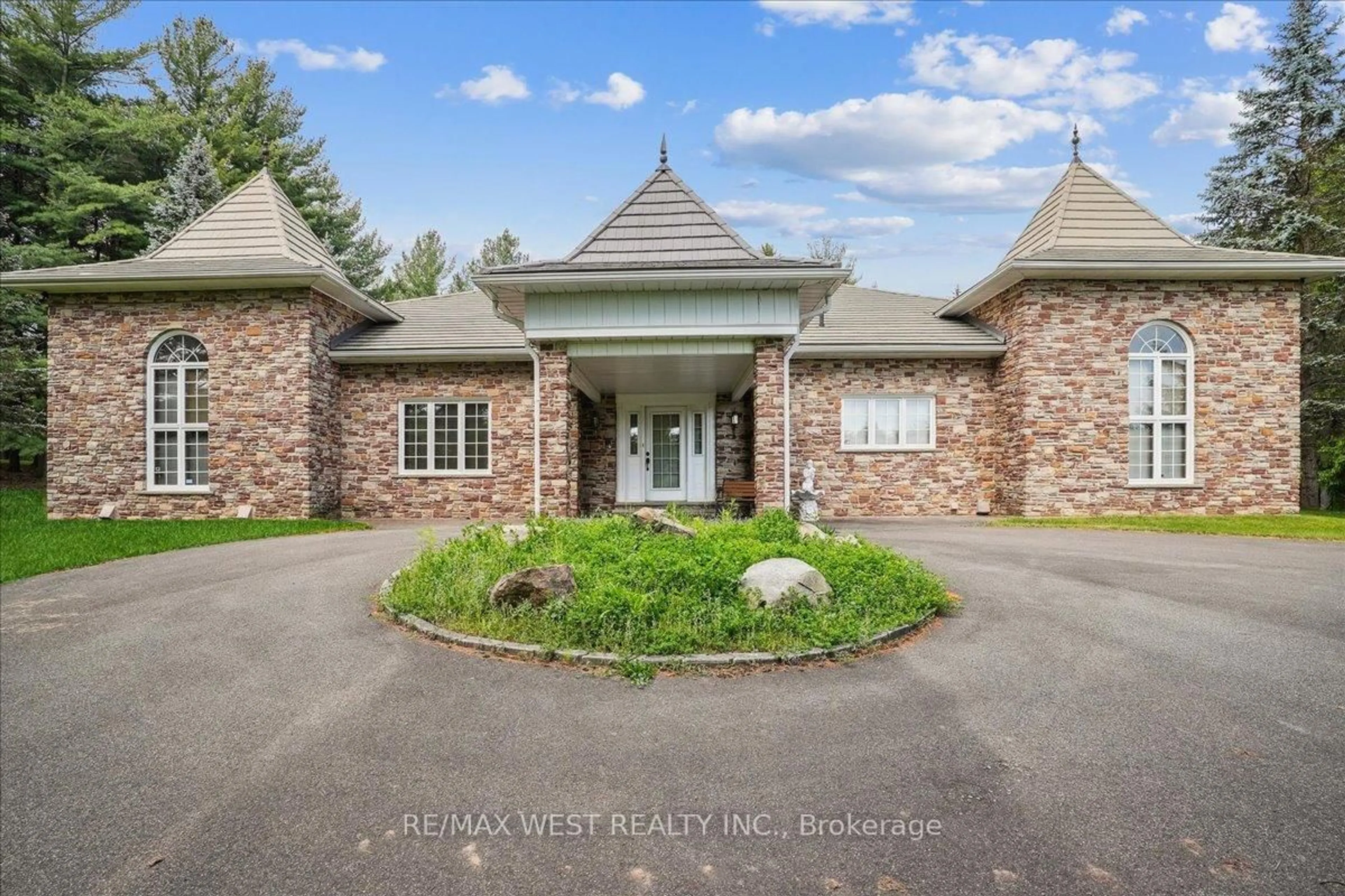 Unknown for 1630 Pelham St, Pelham Ontario L0S 1E3