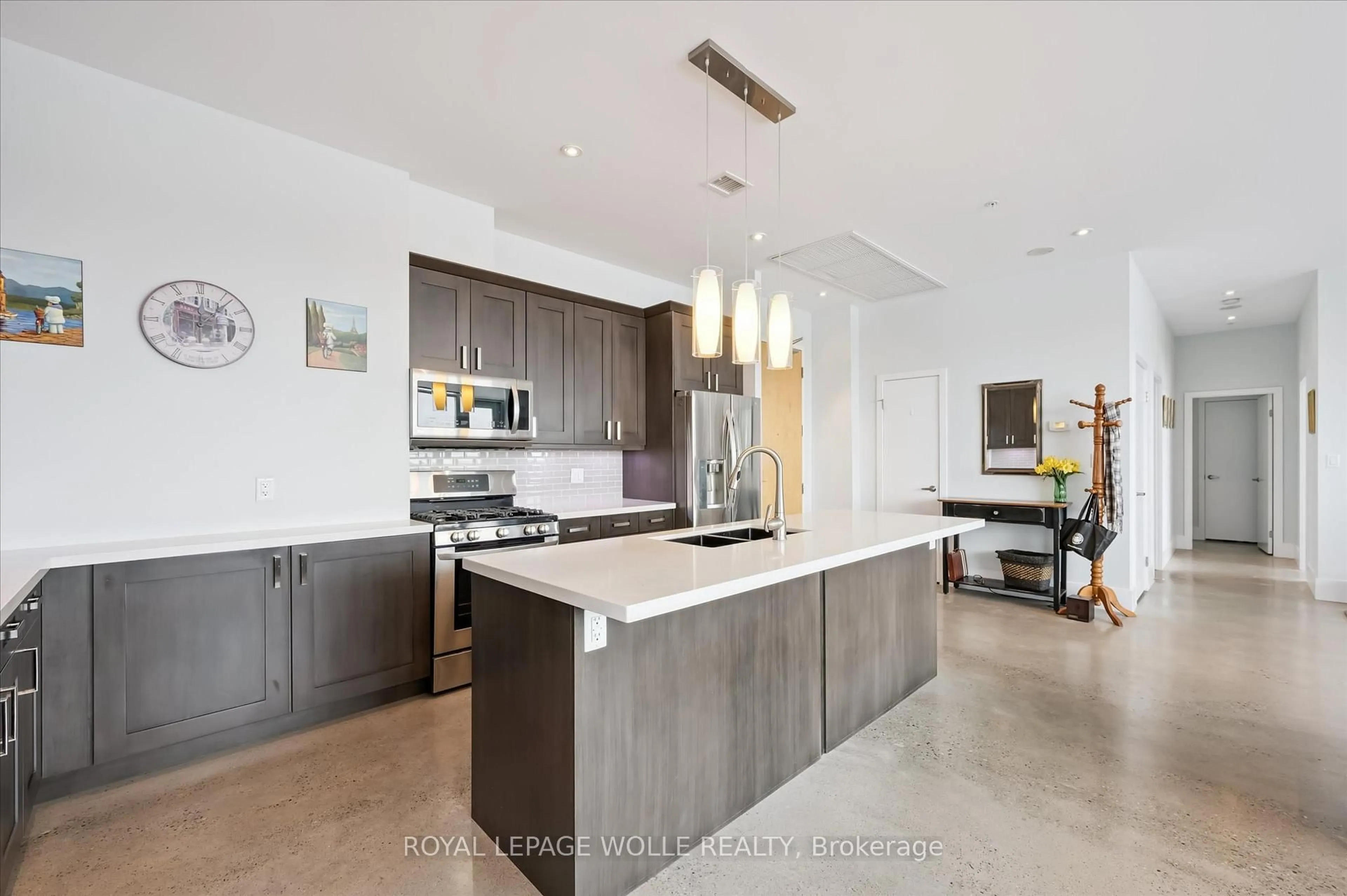 Open concept kitchen, unknown for 1 Victoria St #1904, Kitchener Ontario N2G 0B5