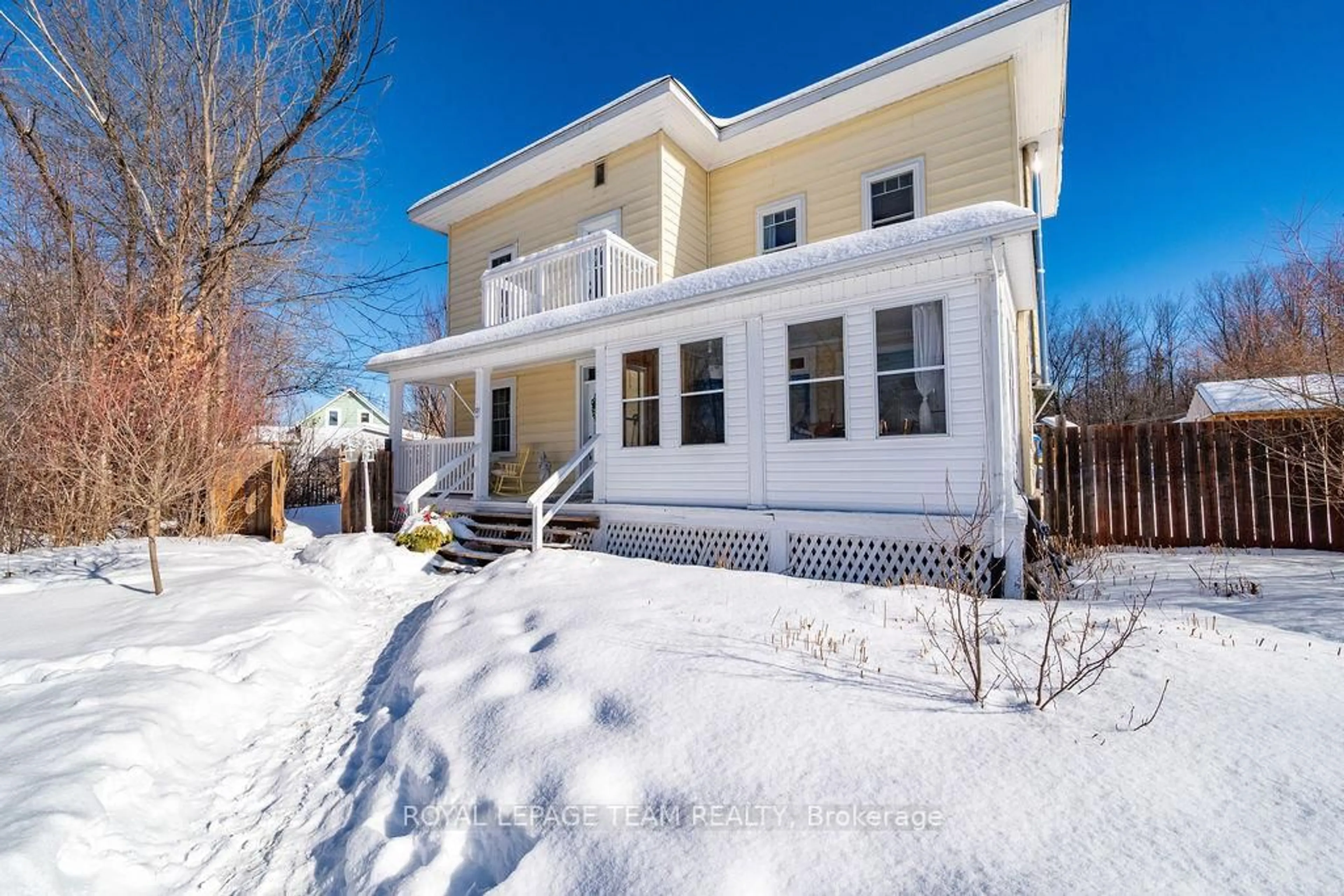 Unknown for 21 King St, Killaloe Ontario K0J 2A0