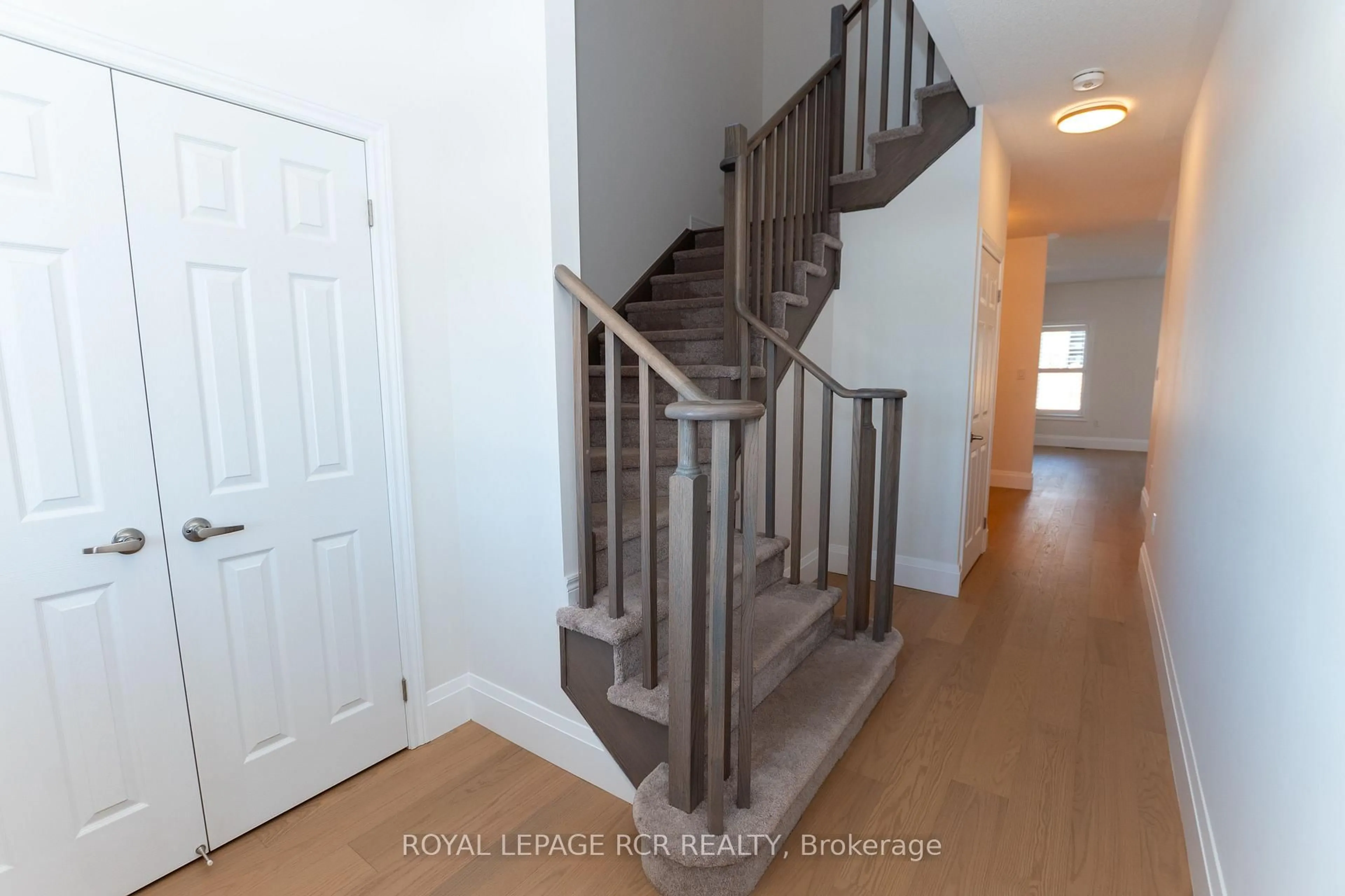 Unknown for 206 Barnett Dr, Shelburne Ontario L9V 3X1