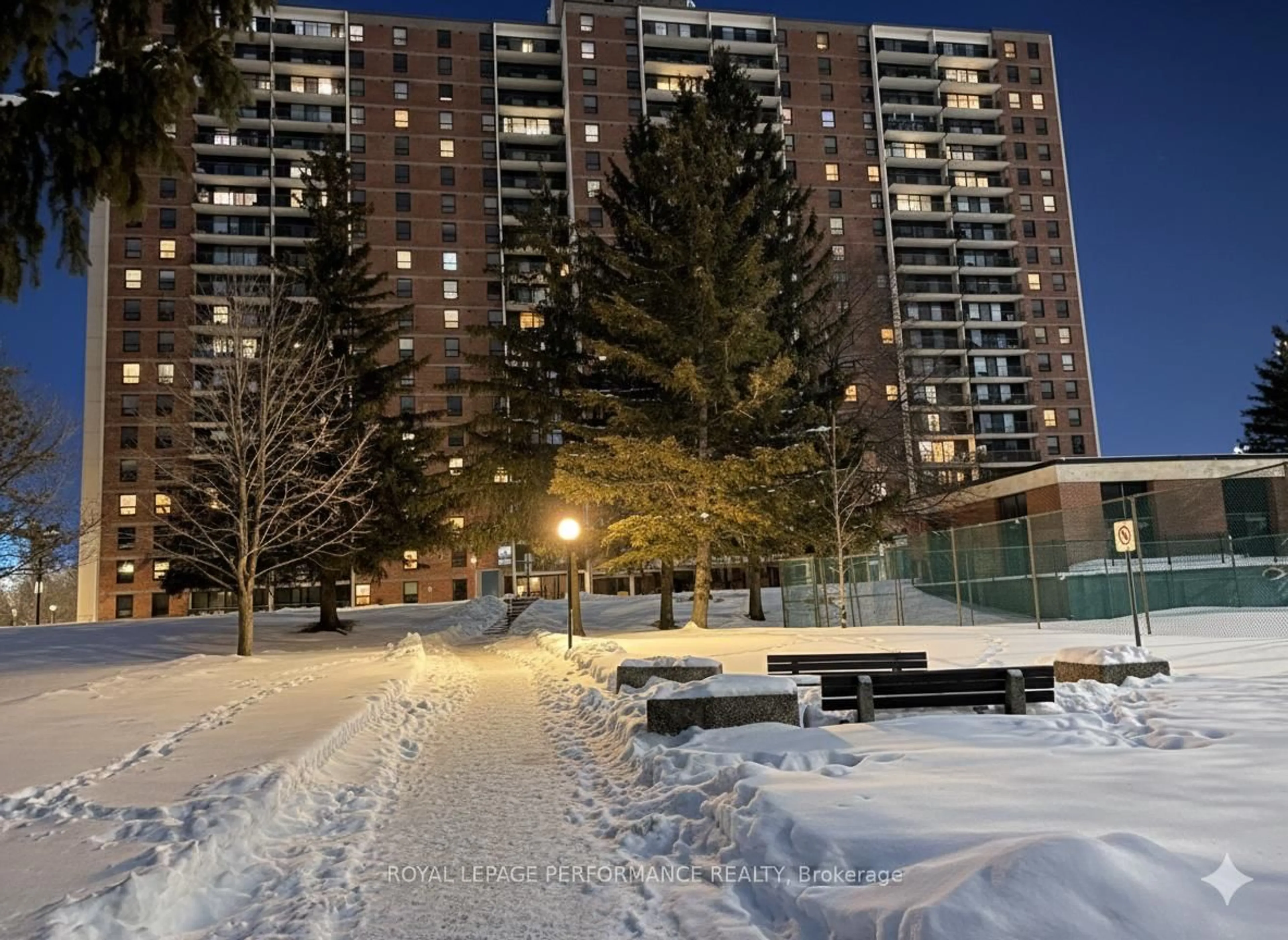 Patio, street for 665 Bathgate Dr #309, Ottawa Ontario K1K 3Y4