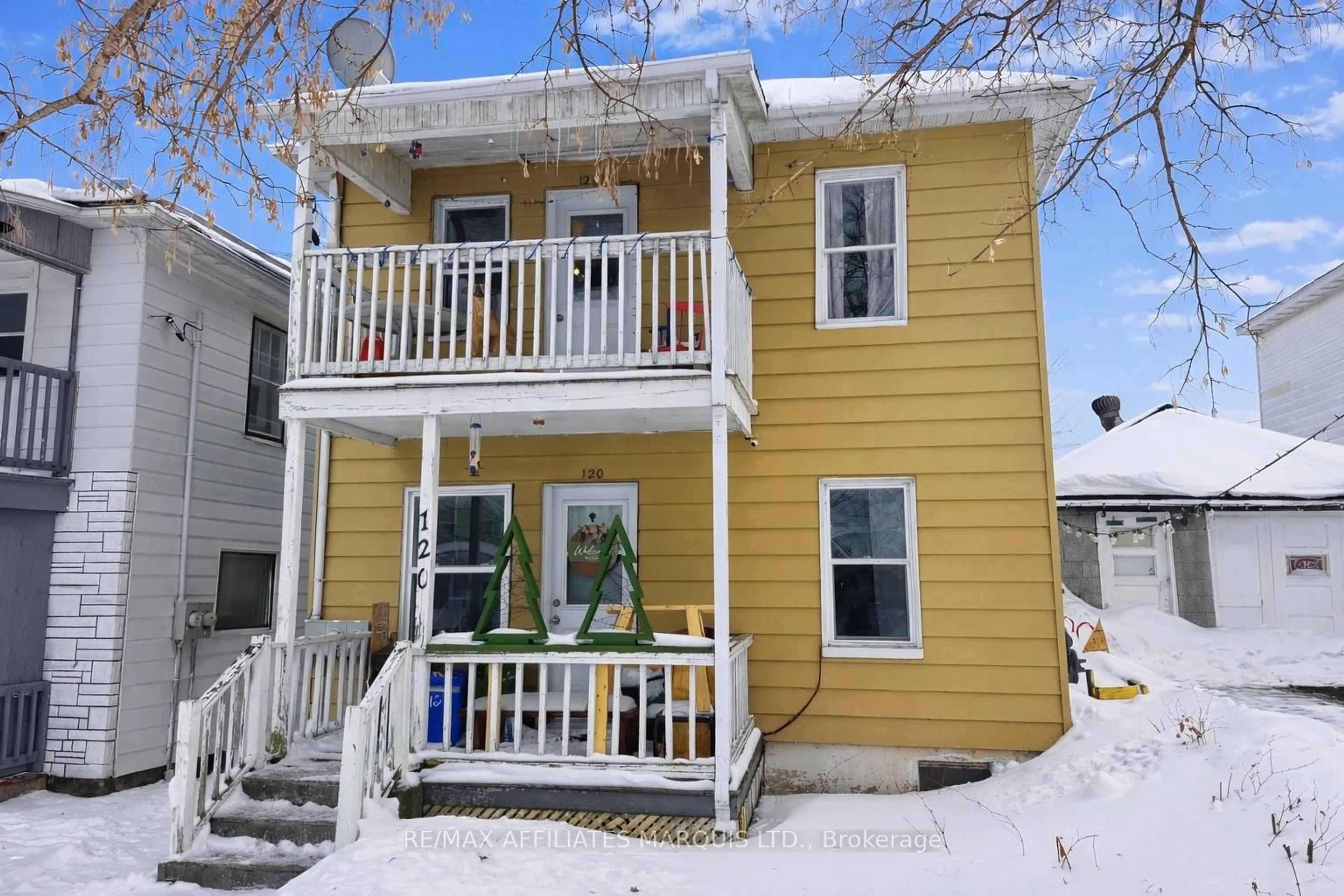 Home with vinyl exterior material, street for 120-120A Guy St, Cornwall Ontario K6H 4T8