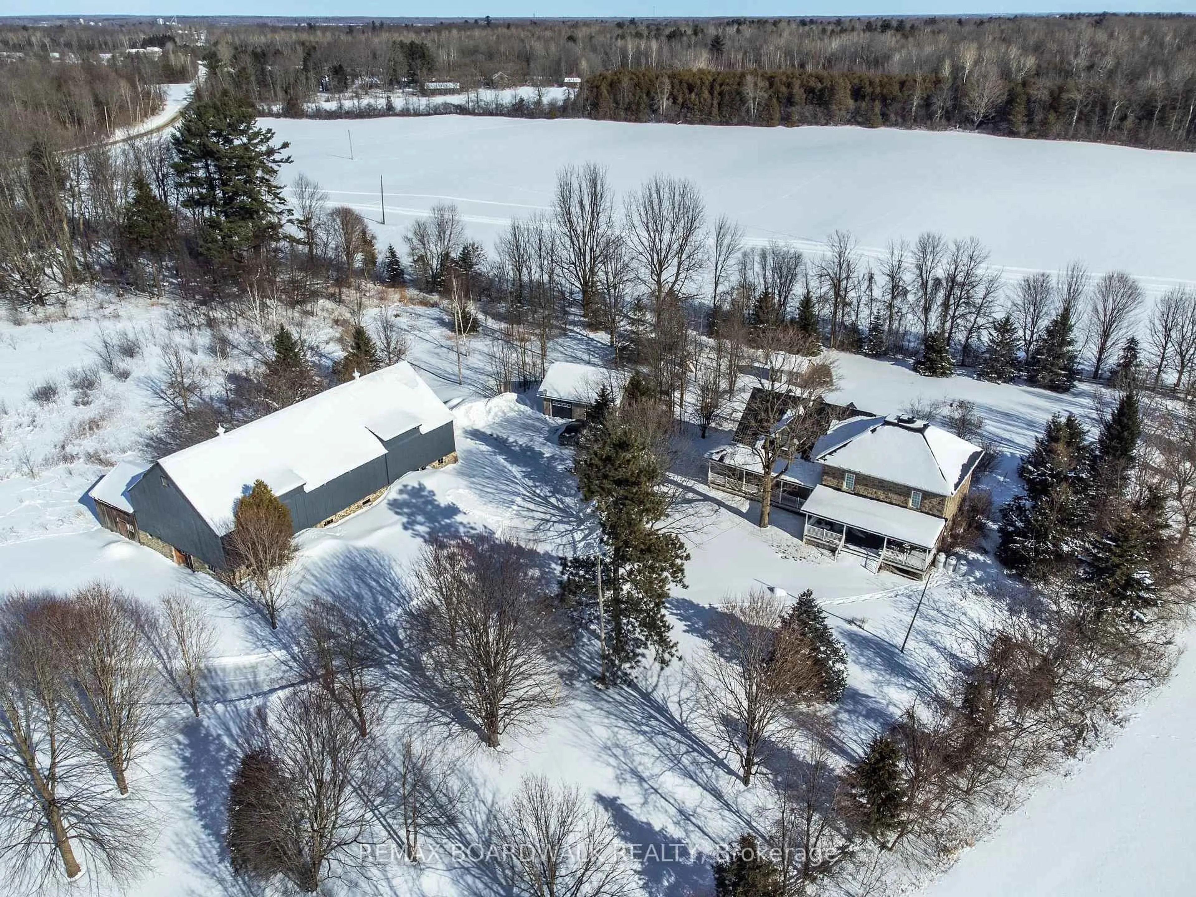 A pic from outside/outdoor area/front of a property/back of a property/a pic from drone, water/lake/river/ocean view for 7053 Connell Rd, Edwardsburgh/Cardinal Ontario K0E 1X0