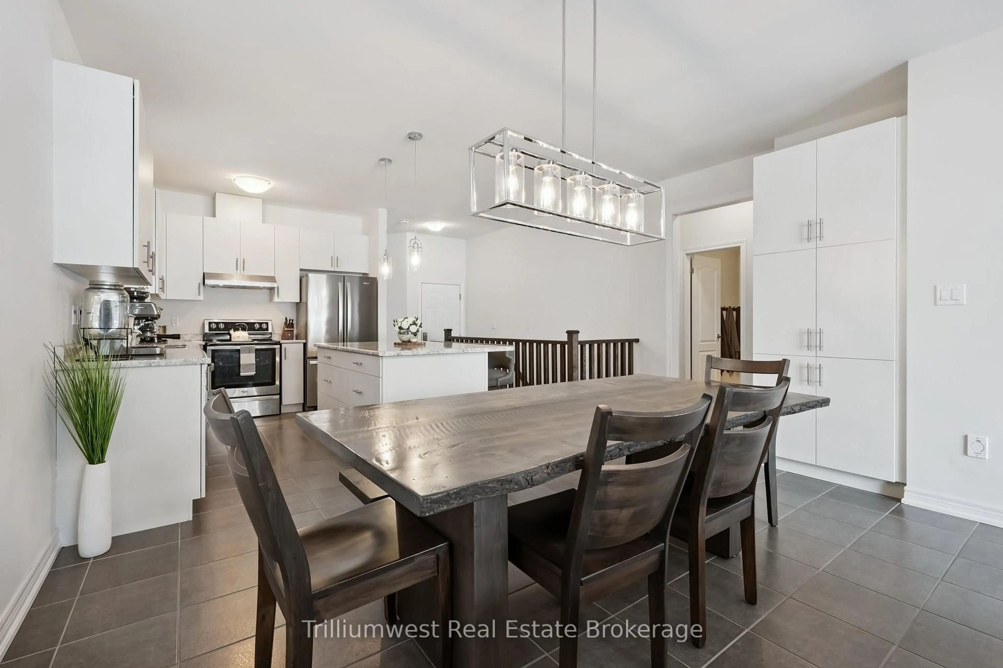 Open concept kitchen, unknown for 125 Edgar Bonner Ave, Guelph/Eramosa Ontario N0B 2K0