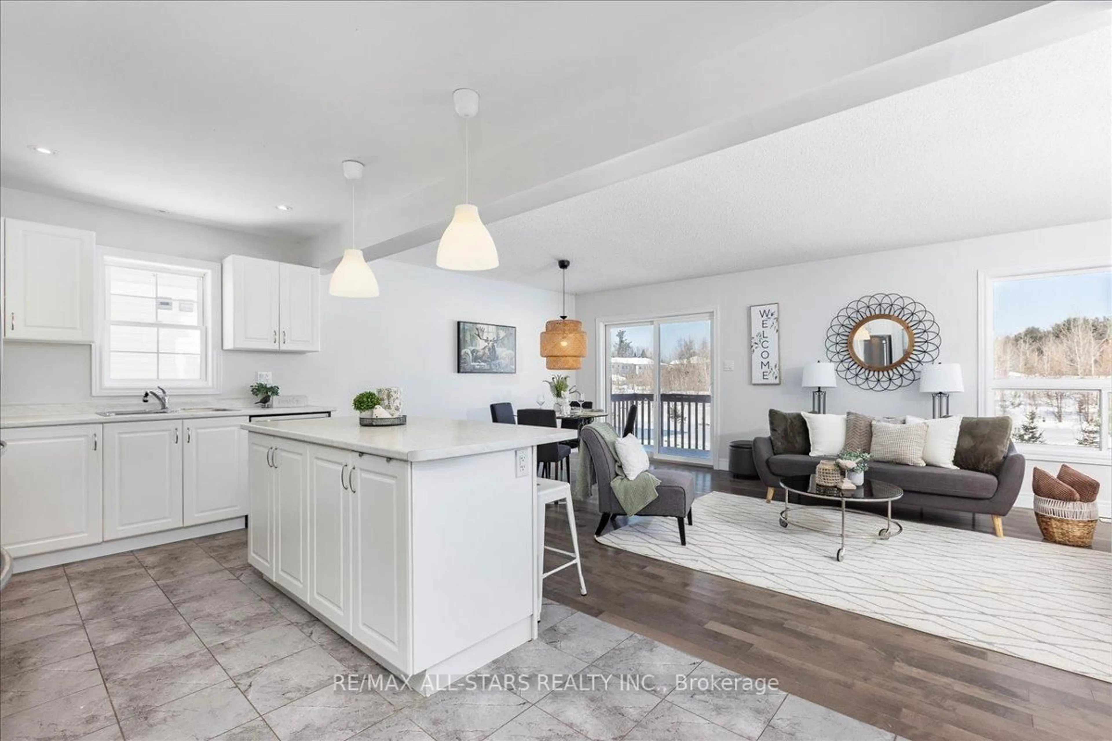 Open concept kitchen, ceramic/tile floor for 81 Douglas Dr, Bracebridge Ontario P1L 0L3