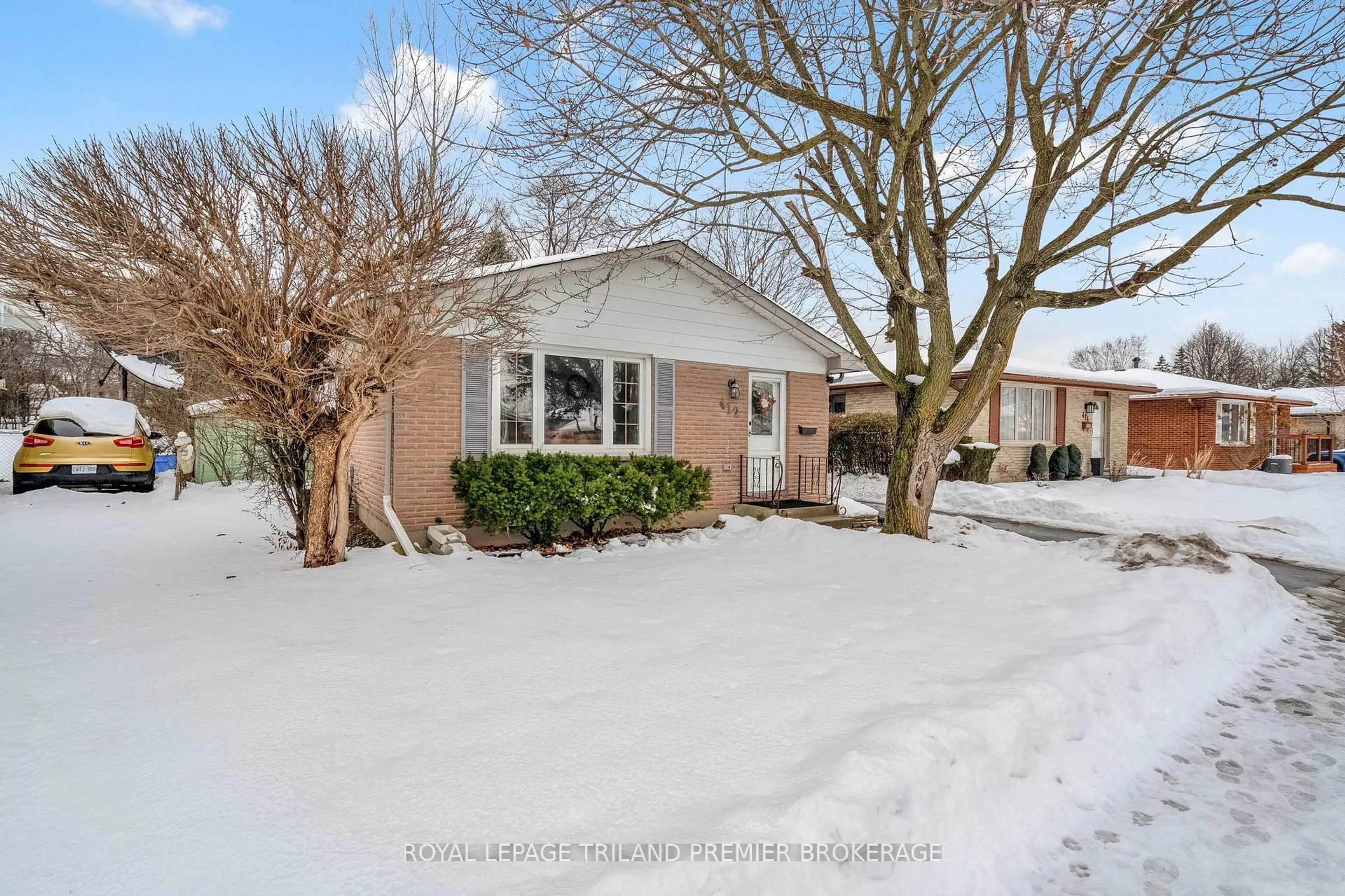 Unknown for 412 Ferndale Ave, London South Ontario N6C 2Y8