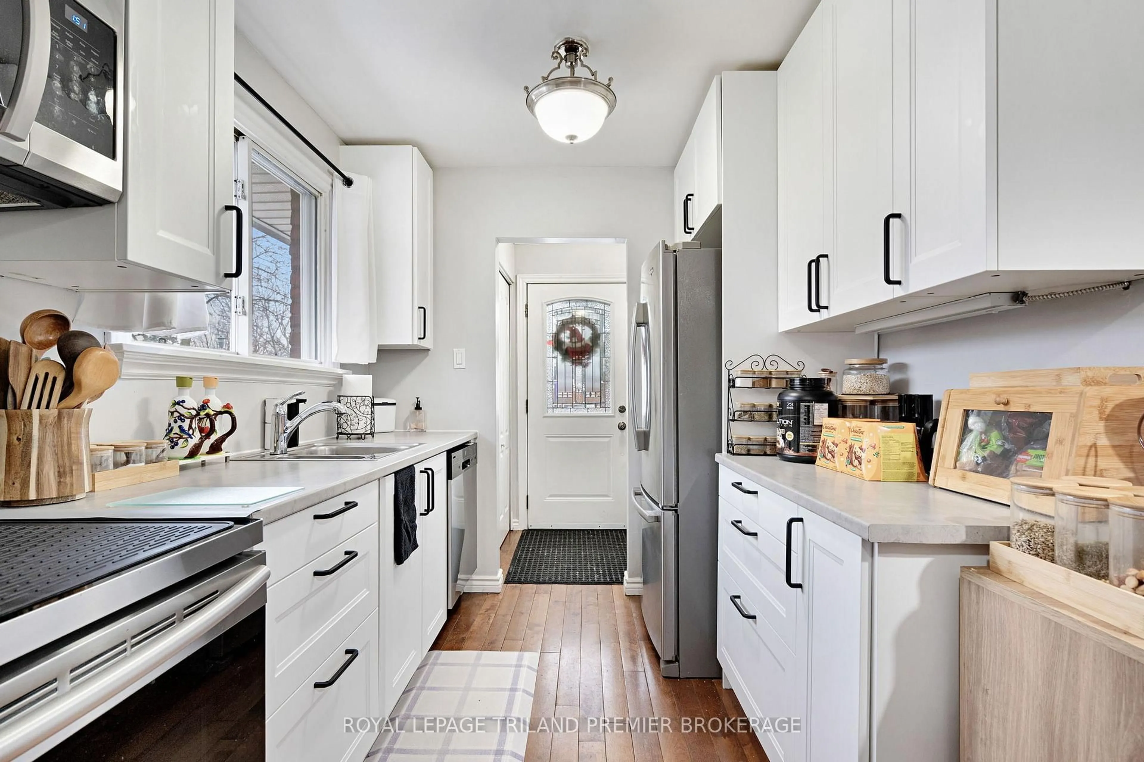 Unknown for 412 Ferndale Ave, London South Ontario N6C 2Y8