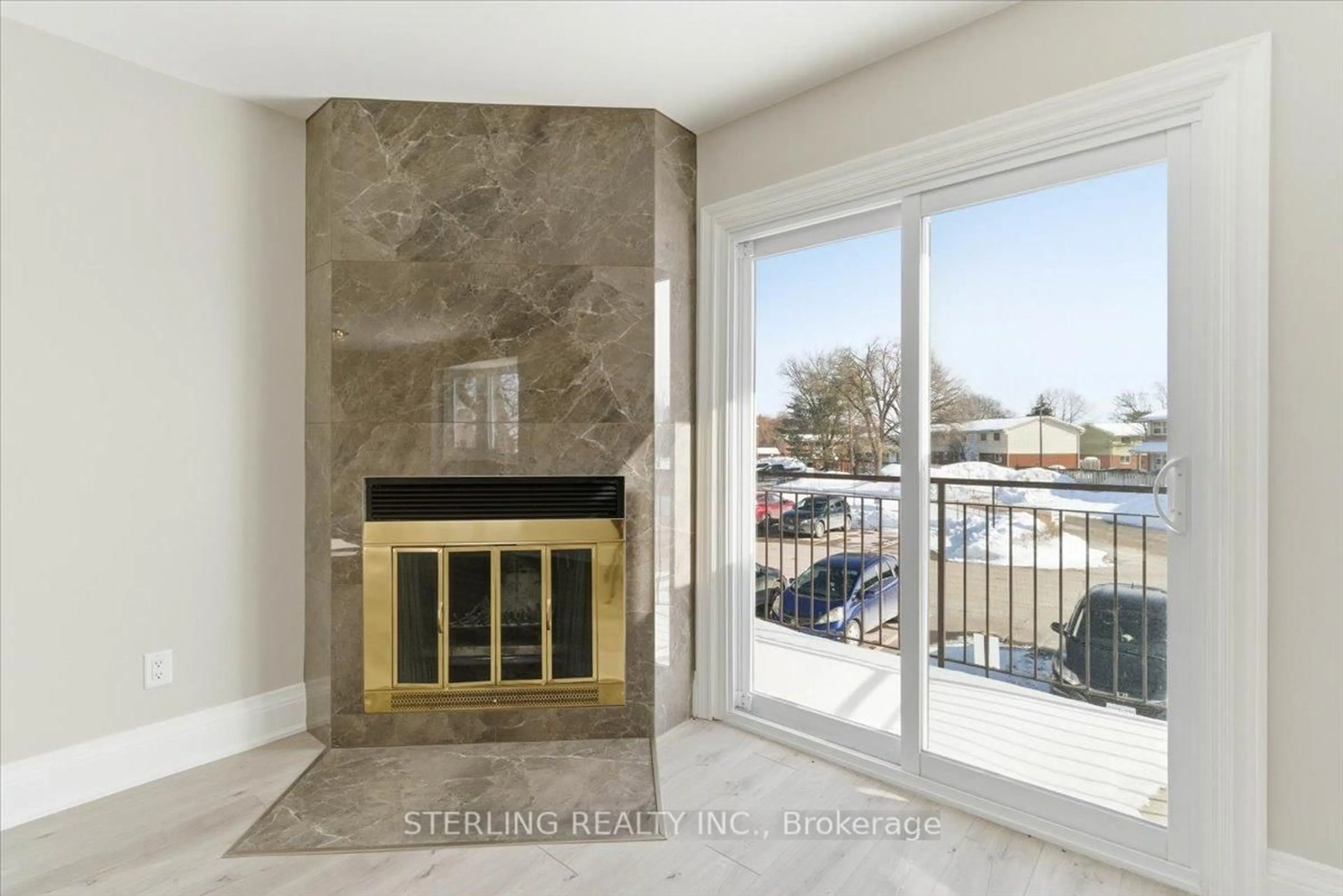 Unknown for 221 North Park St #213, Belleville Ontario K8P 5A6