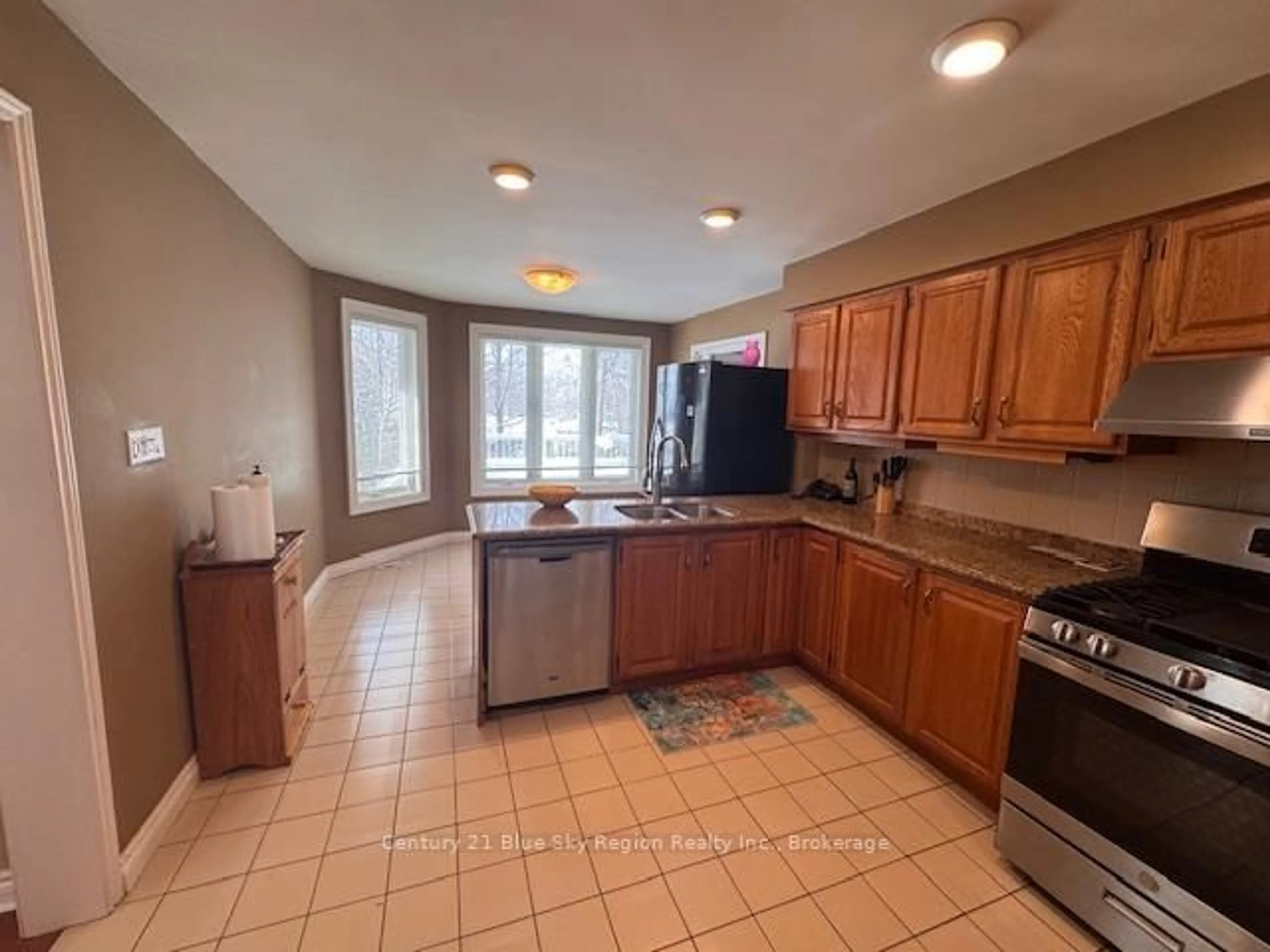 Unknown for 29 Robinhood Crt, North Bay Ontario P1C 1L3