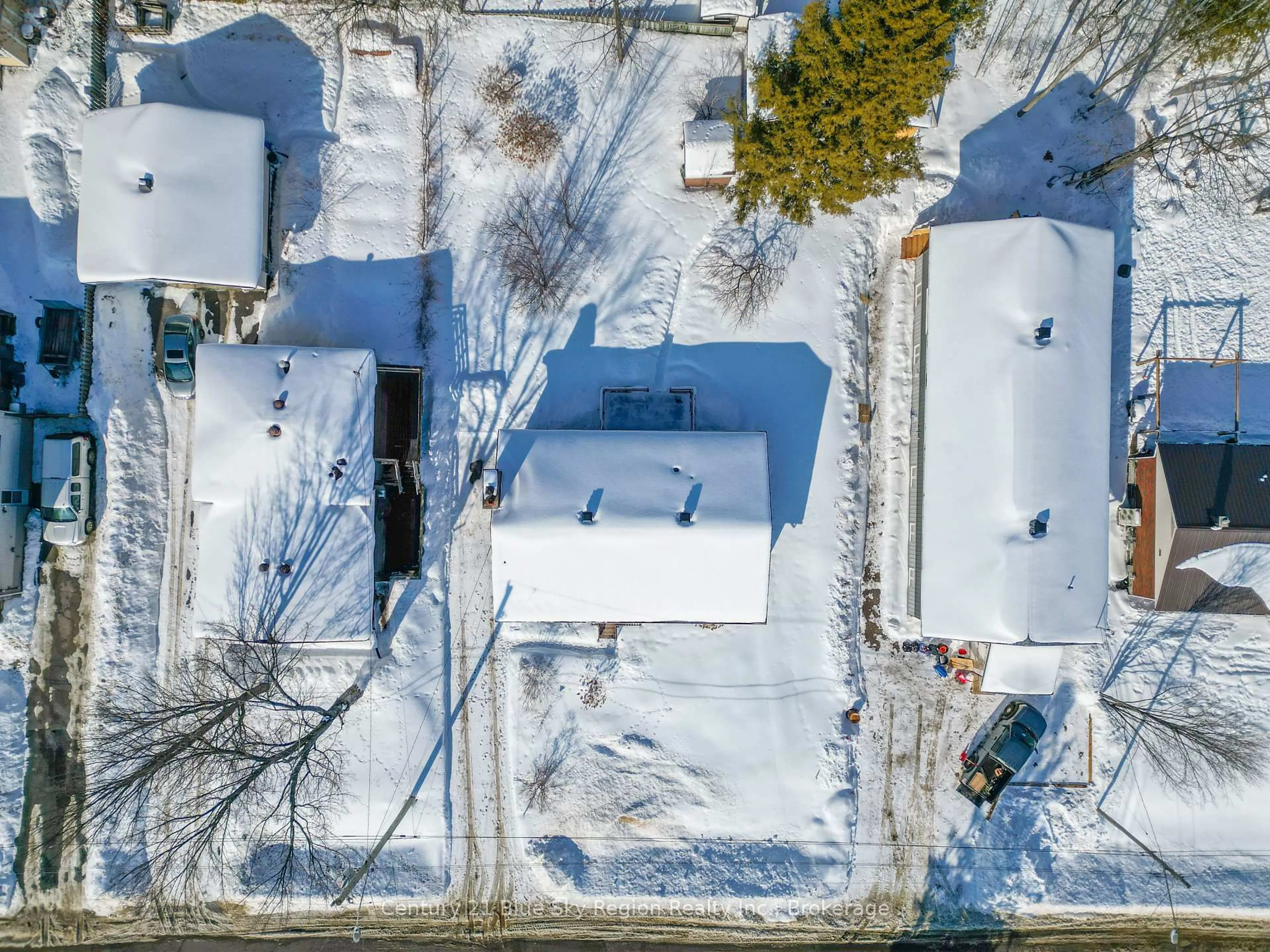 A pic from outside/outdoor area/front of a property/back of a property/a pic from drone, street for 244 Michener Dr, North Bay Ontario P1A 3J1