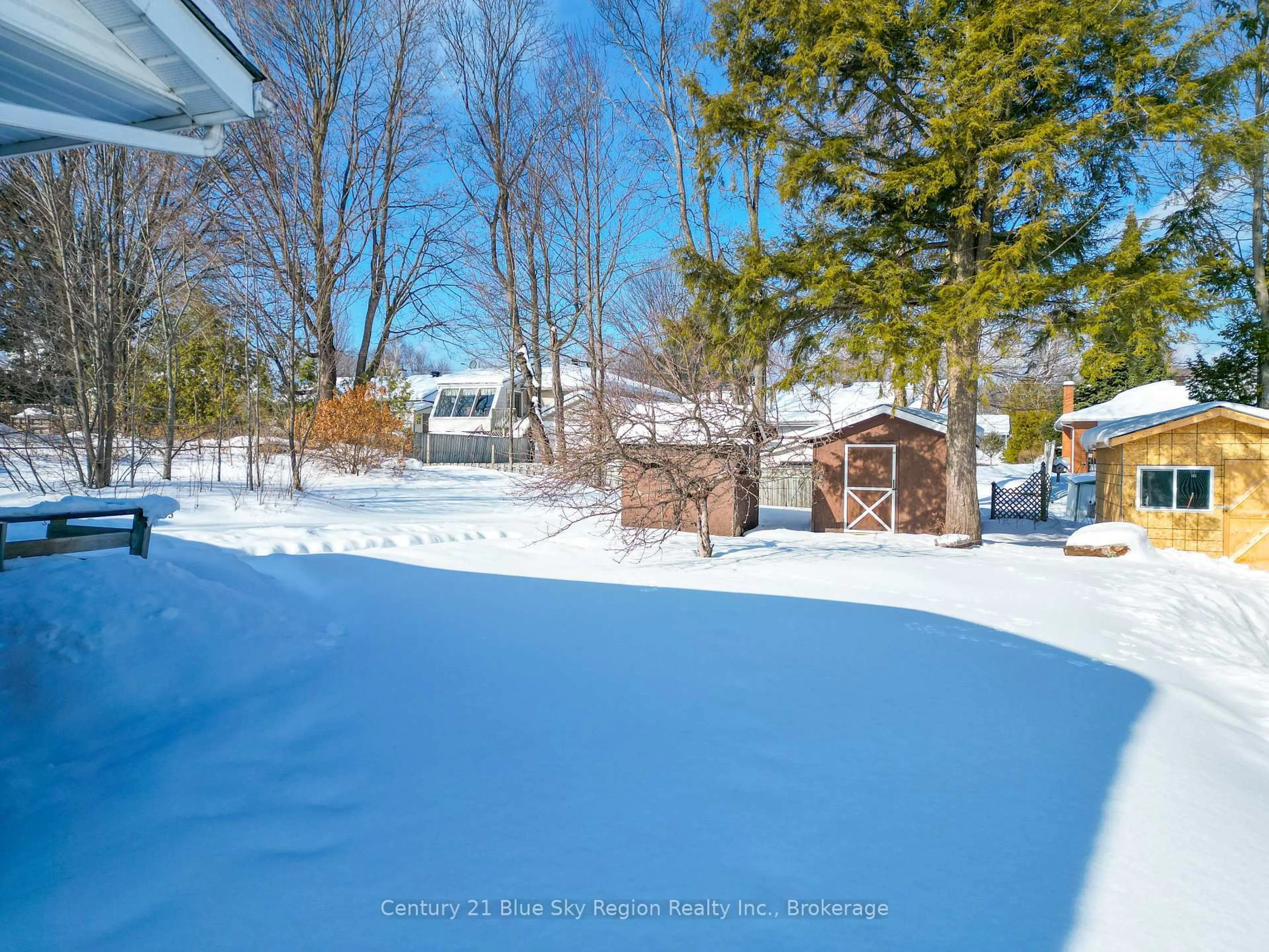 A pic from outside/outdoor area/front of a property/back of a property/a pic from drone, water/lake/river/ocean view for 244 Michener Dr, North Bay Ontario P1A 3J1