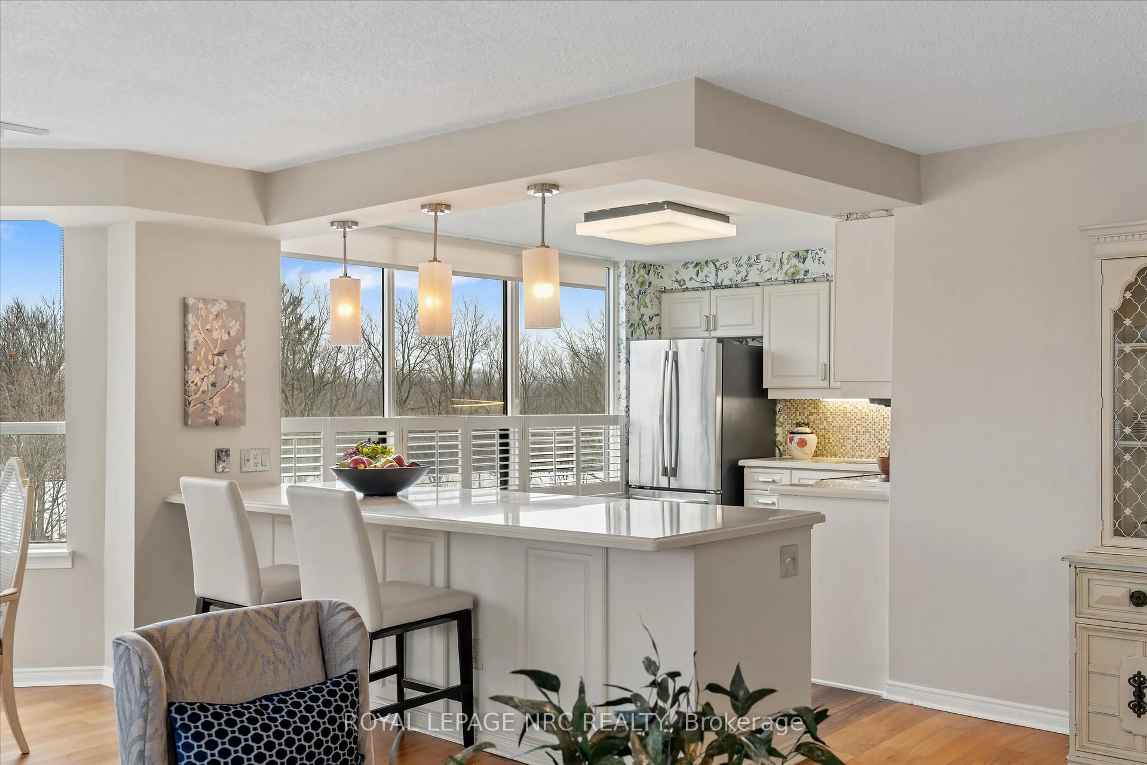 Open concept kitchen, ceramic/tile floor for 3 Towering Hts Blvd #303, St. Catharines Ontario L2T 4A4