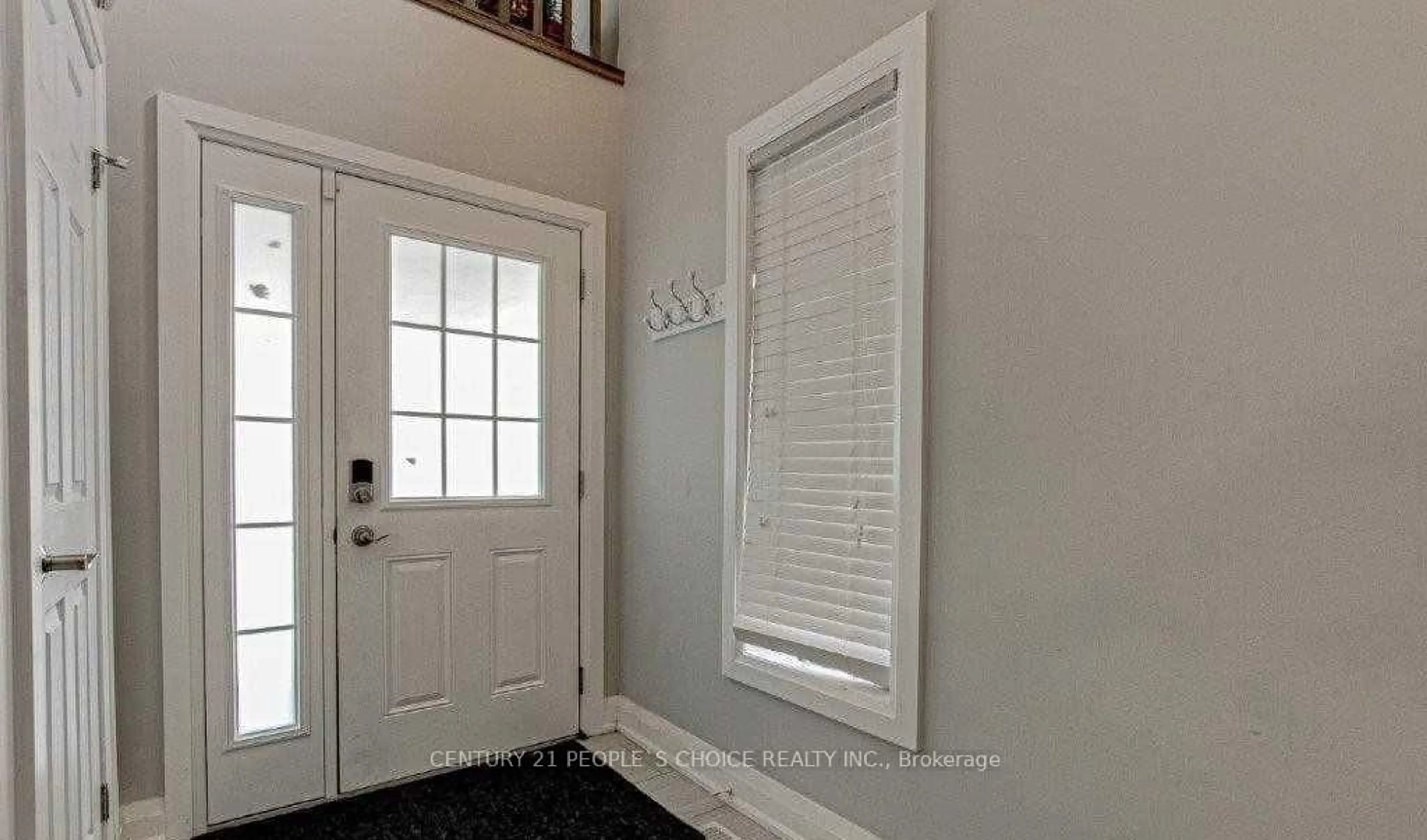 Indoor entryway for 1880 Sedgefield Row, London North Ontario N6G 0P8