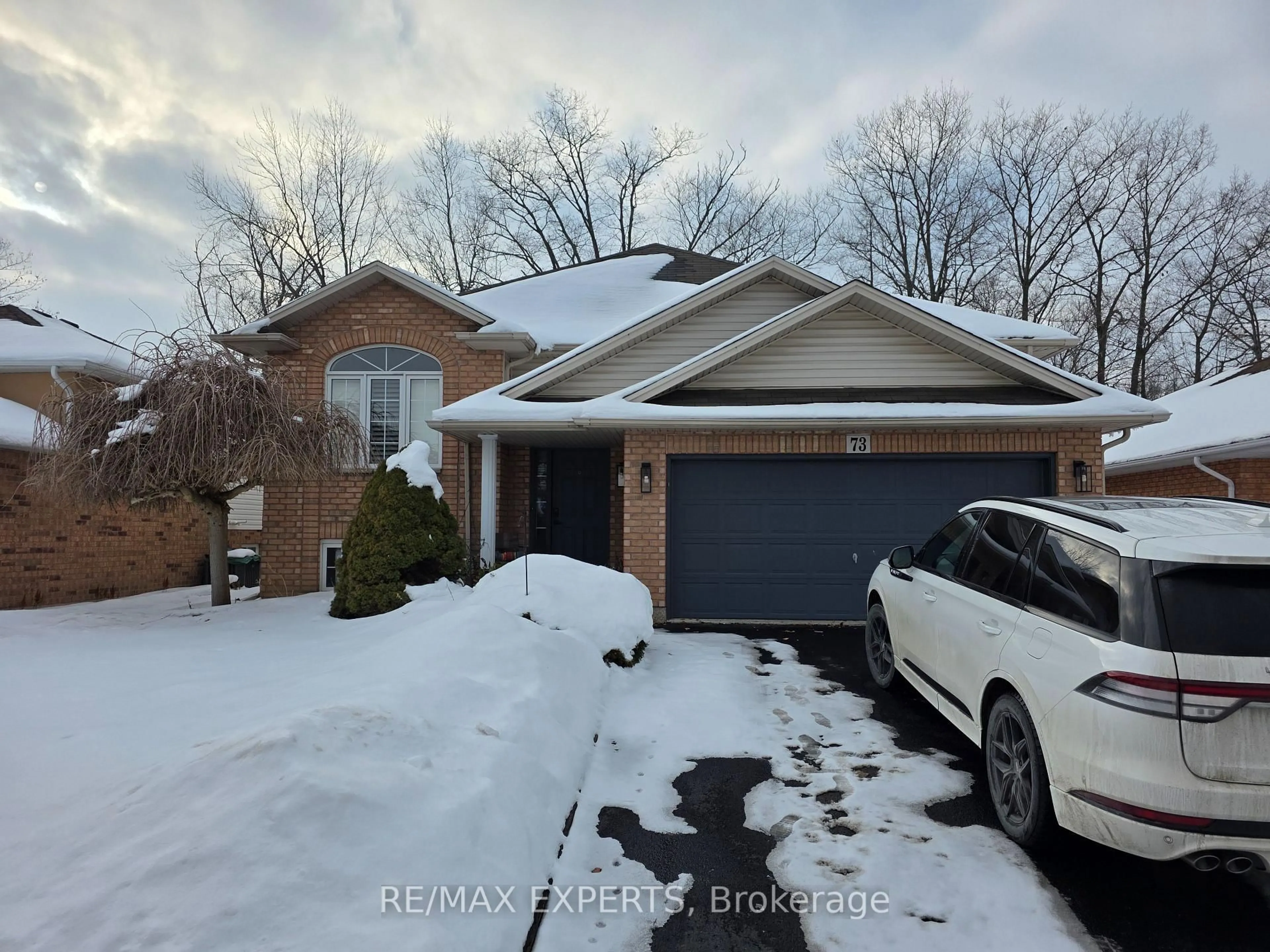 Unknown for 73 Foxtail Ave, Welland Ontario L3C 7J6