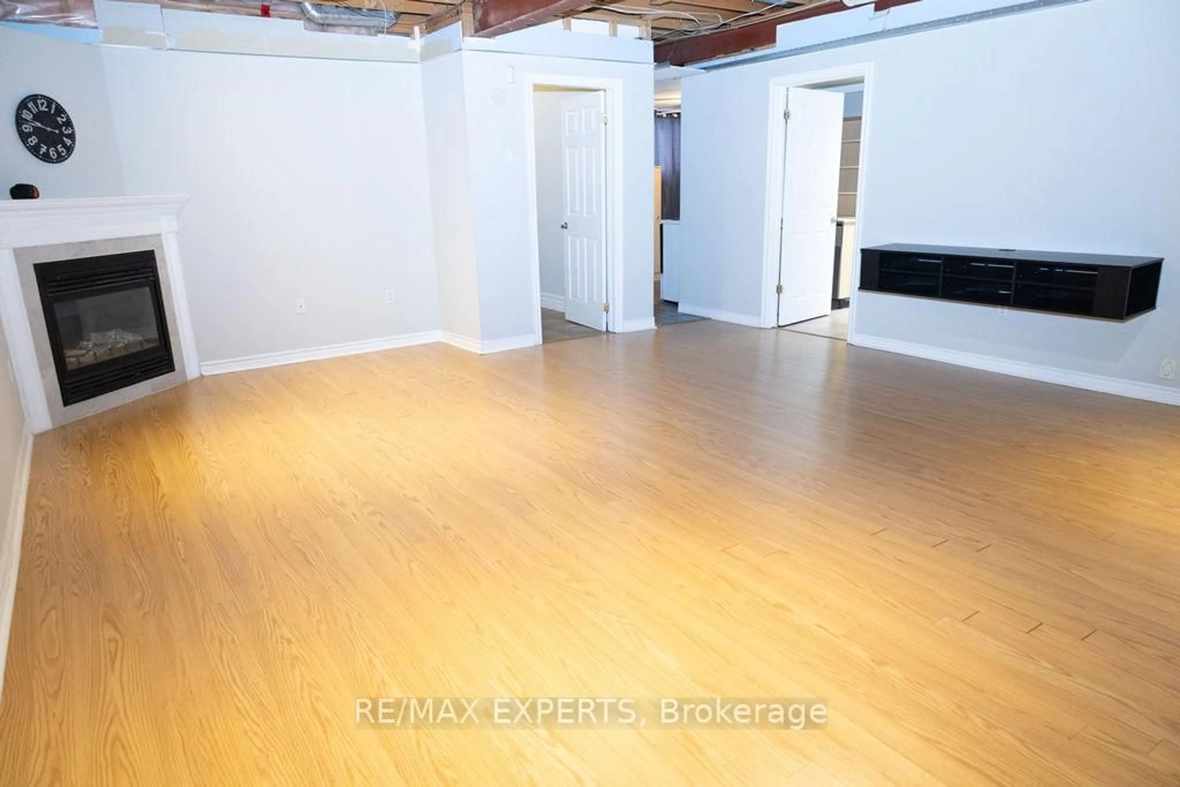 A pic of a room for 73 Foxtail Ave, Welland Ontario L3C 7J6