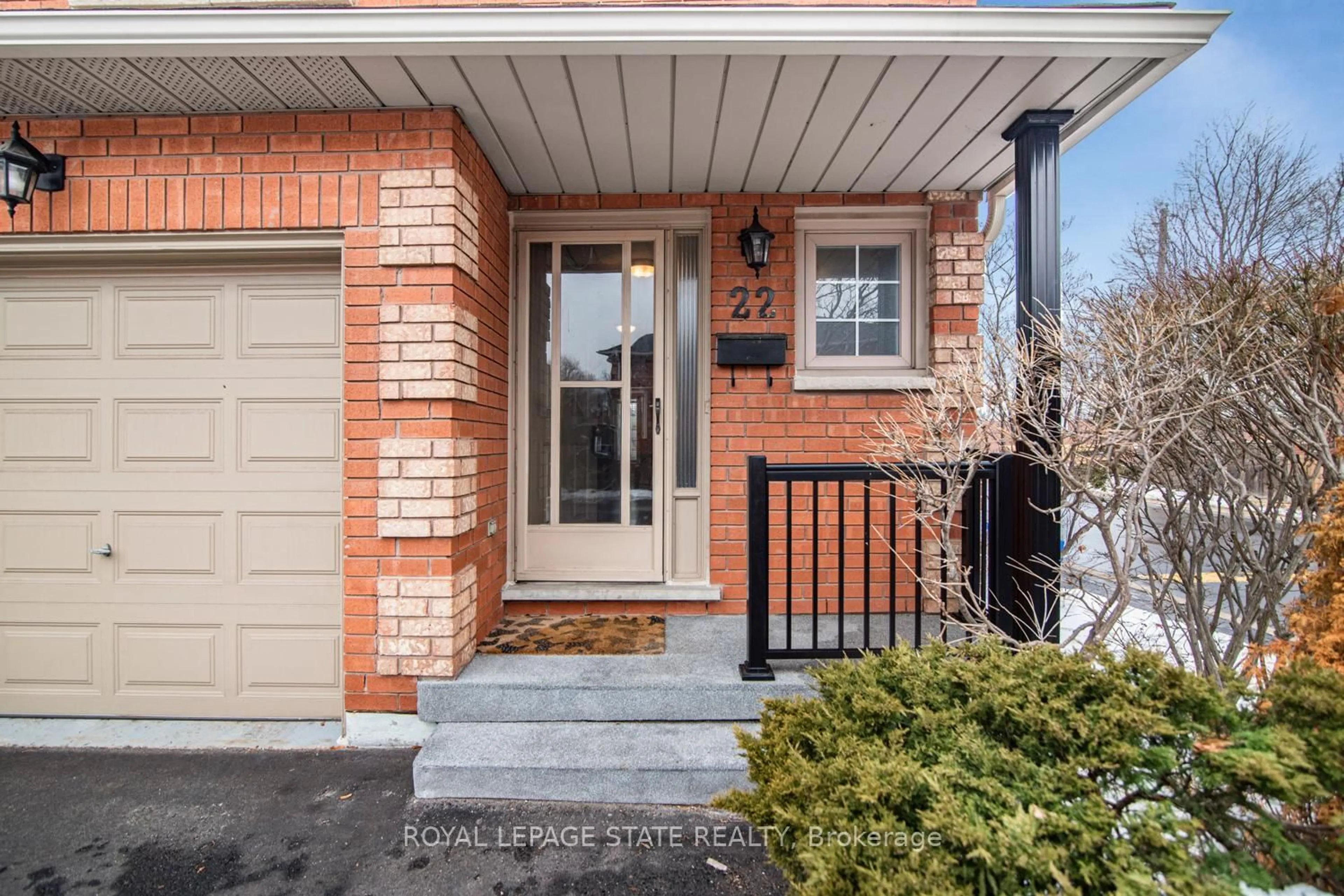 Home with brick exterior material, street for 255 Mount Albion Rd #22, Hamilton Ontario L8K 6P7