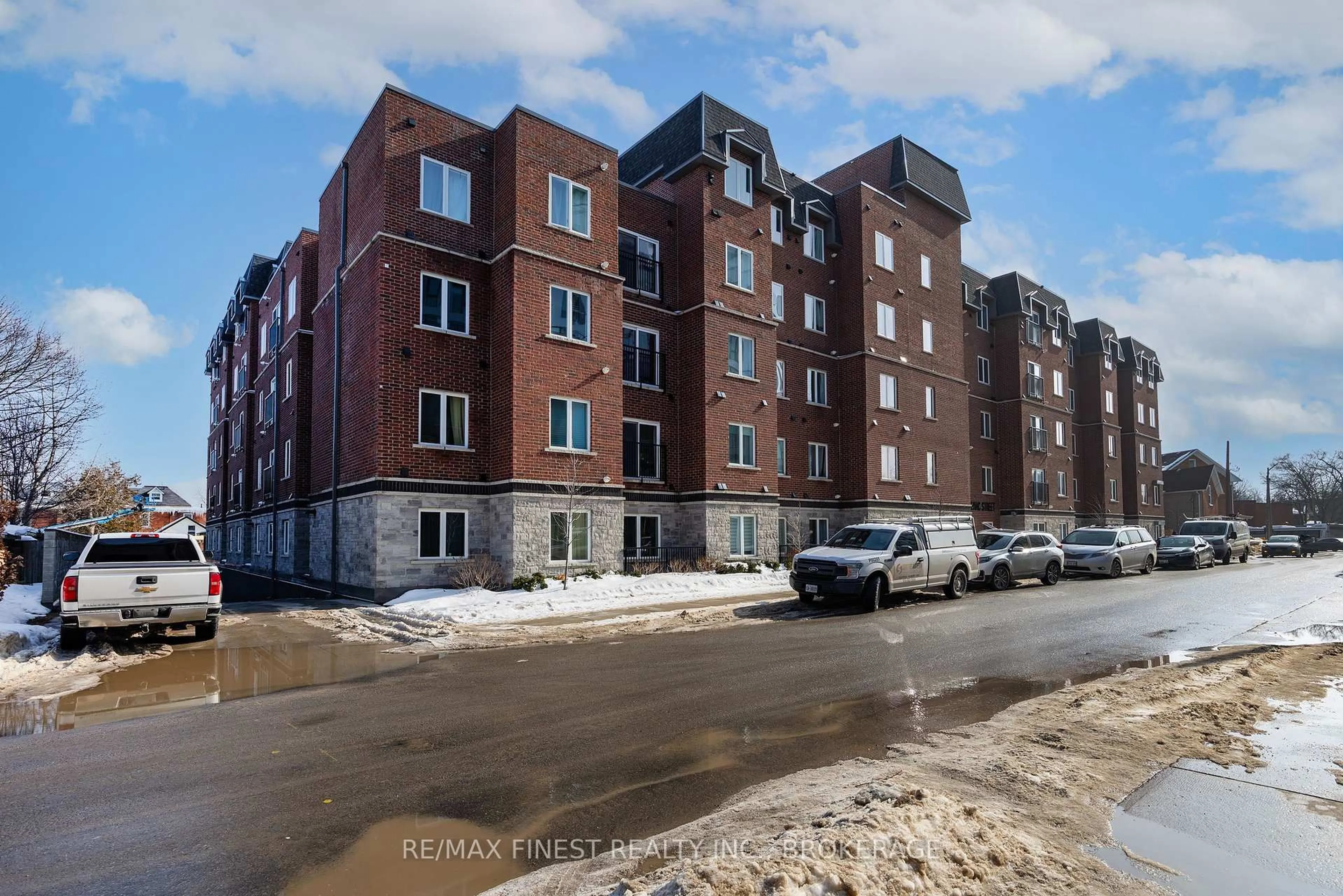 Unknown for 501 Frontenac St #421, Kingston Ontario K7K 4L9