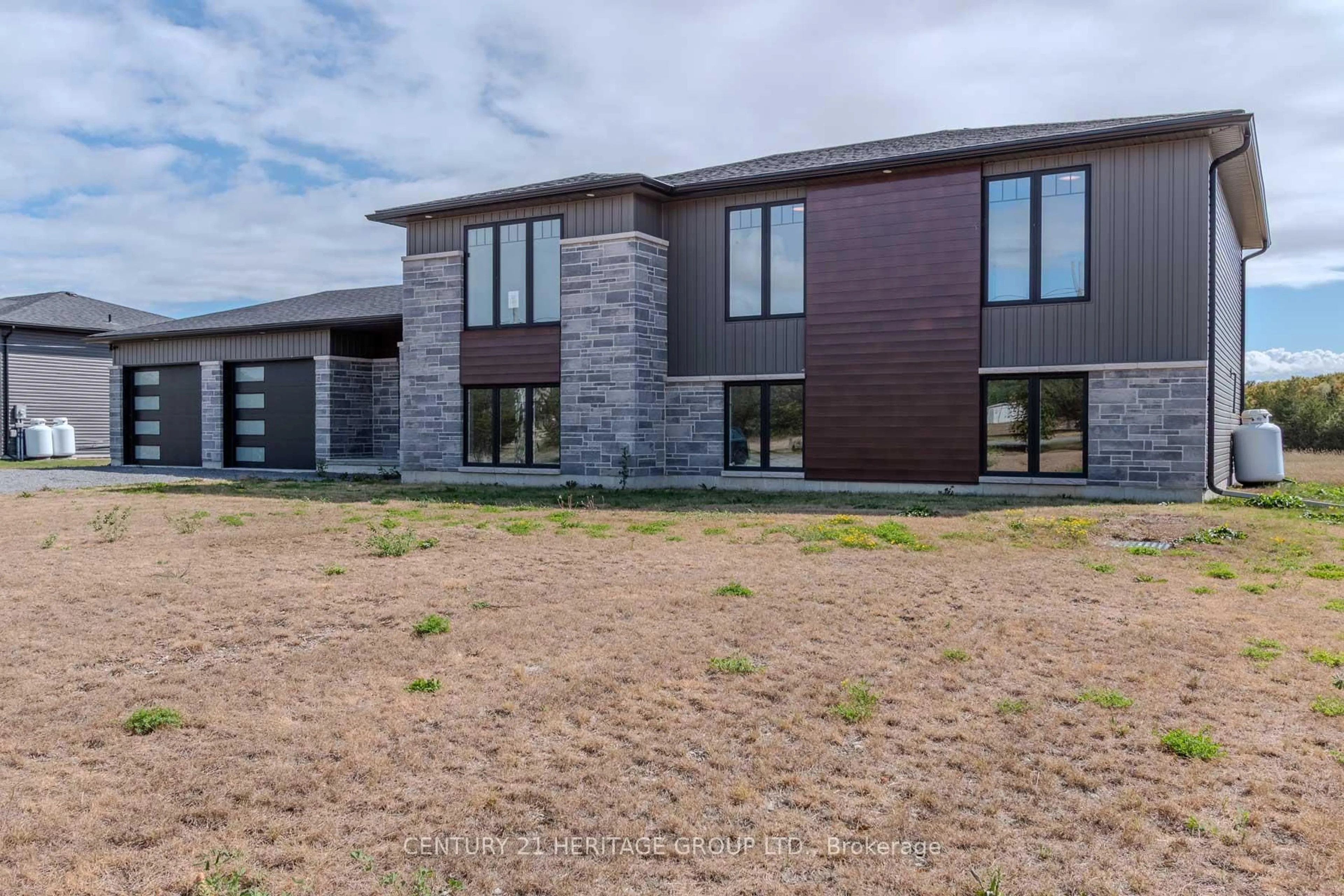 Home with brick exterior material, building for 41 County 29 Rd, Prince Edward County Ontario K0K 1T0