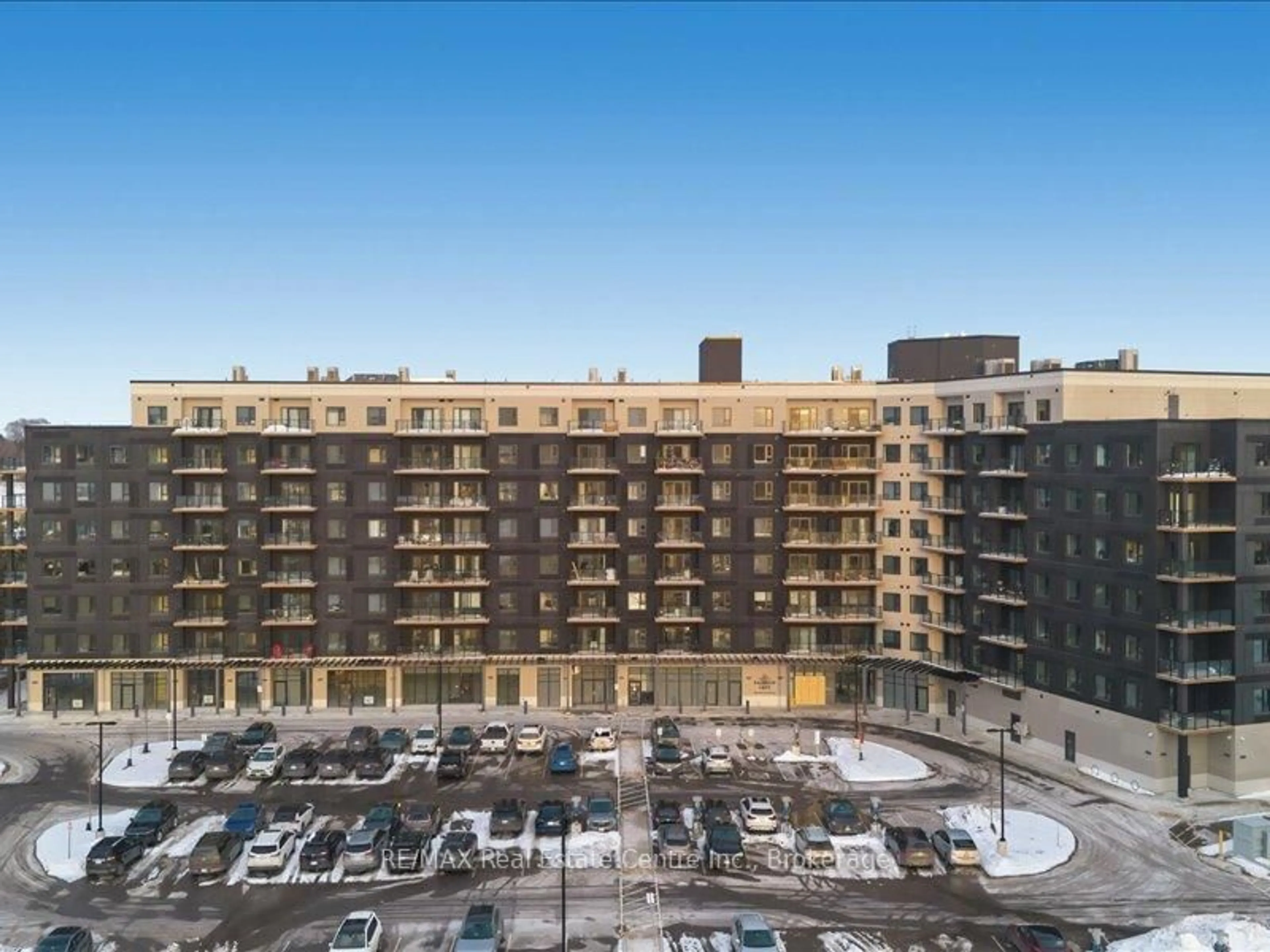 A pic from outside/outdoor area/front of a property/back of a property/a pic from drone, unknown for 525 New Dundee Rd #710, Kitchener Ontario N2P 0K8