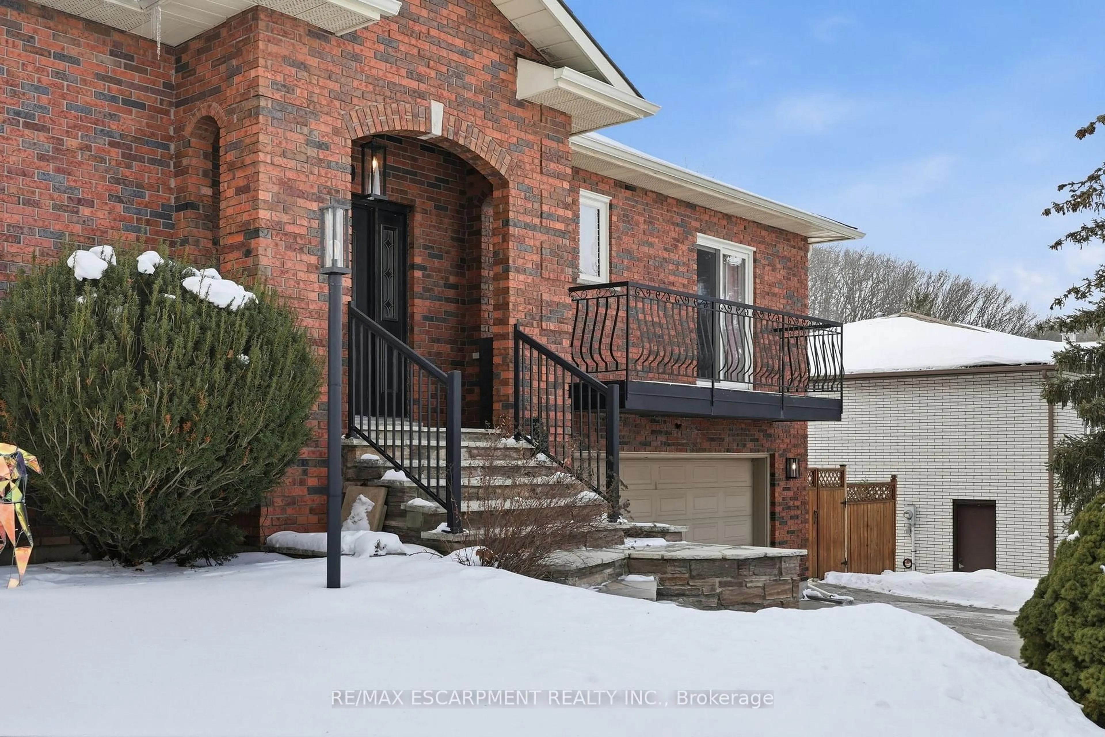 Home with brick exterior material, street for 29 President Dr, Hamilton Ontario L8G 4H2