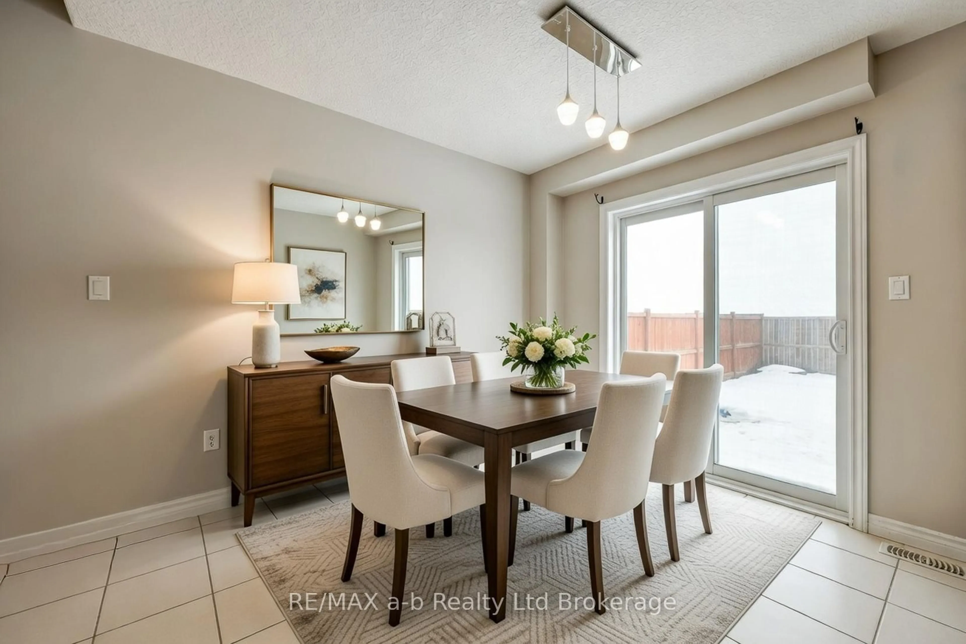 Dining room, unknown for 1160 Caen Ave, Woodstock Ontario N4T 0G3